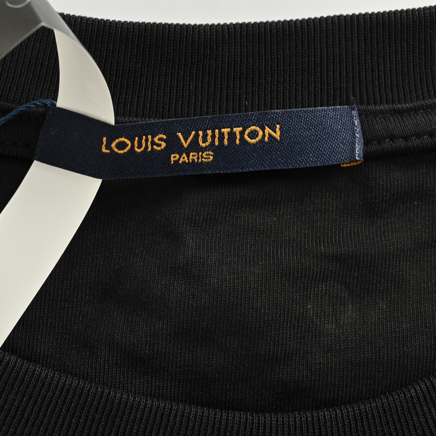 Louis Vuitton/路易威登 千纸鹤刺绣短袖-Chinese UA Cheap High Quatity Brand Clothes Bags handbags Sneakers wholesale wholesaler seller from China Factory suppliers Fashion Clothing Shoes best Quality Beautiful Price Louis Vuitton/路易威登 千纸鹤刺绣短袖