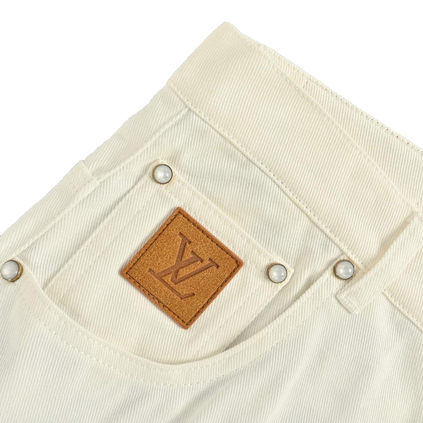 Louis Vuitton/路易威登 25Fw 后袋刺绣logo牛仔裤-Chinese UA Cheap High Quatity Brand Clothes Bags handbags Sneakers wholesale wholesaler seller from China Factory suppliers Fashion Clothing Shoes best Quality Beautiful Price Louis Vuitton/路易威登 25Fw 后袋刺绣logo牛仔裤