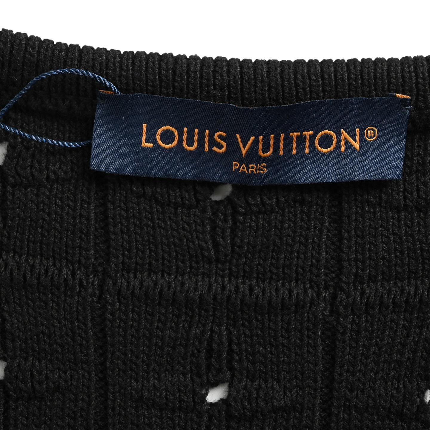Louis Vuitton/路易威登 25Fw 镂空格双排扣针织开衫-Chinese UA Cheap High Quatity Brand Clothes Bags handbags Sneakers wholesale wholesaler seller from China Factory suppliers Fashion Clothing Shoes best Quality Beautiful Price Louis Vuitton/路易威登 25Fw 镂空格双排扣针织开衫