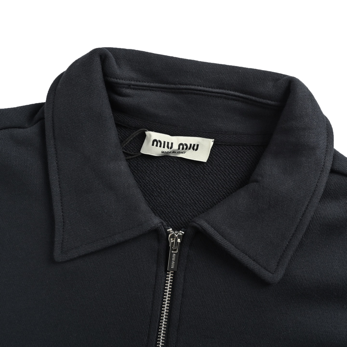 Miu Miu/缪缪 25Fw 贴布字母拼色半拉链翻领卫衣-Chinese UA Cheap High Quatity Brand Clothes Bags handbags Sneakers wholesale wholesaler seller from China Factory suppliers Fashion Clothing Shoes best Quality Beautiful Price Miu Miu/缪缪 25Fw 贴布字母拼色半拉链翻领卫衣