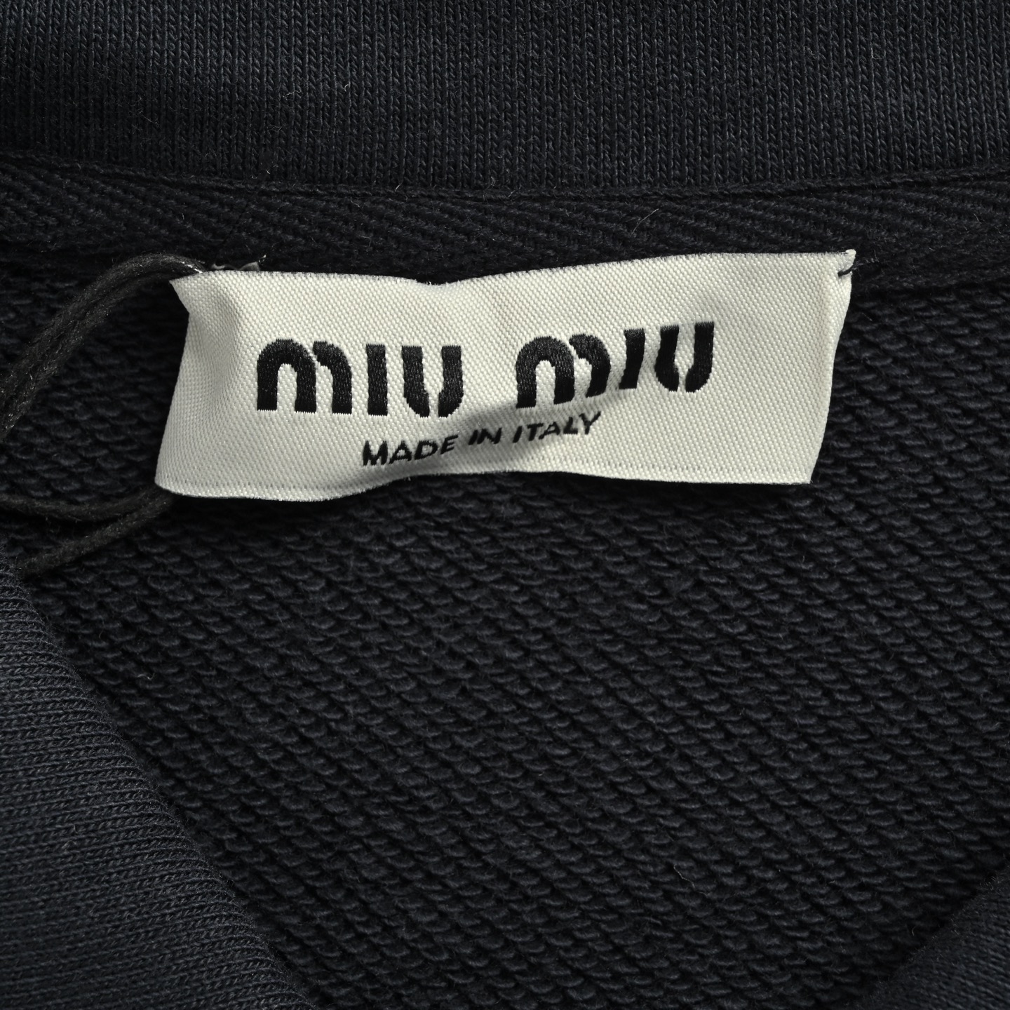 Miu Miu/缪缪 25Fw 贴布字母拼色半拉链翻领卫衣-Chinese UA Cheap High Quatity Brand Clothes Bags handbags Sneakers wholesale wholesaler seller from China Factory suppliers Fashion Clothing Shoes best Quality Beautiful Price Miu Miu/缪缪 25Fw 贴布字母拼色半拉链翻领卫衣