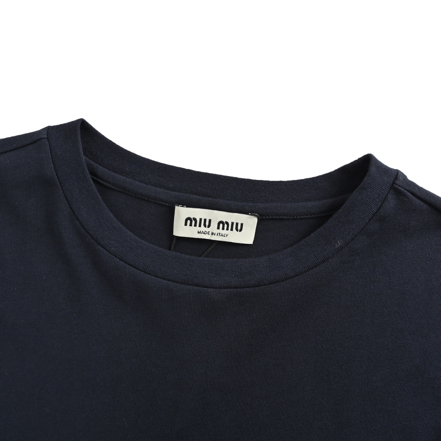 Miu Miu/缪缪 25Fw 经典小标刺绣长袖T恤-Chinese UA Cheap High Quatity Brand Clothes Bags handbags Sneakers wholesale wholesaler seller from China Factory suppliers Fashion Clothing Shoes best Quality Beautiful Price Miu Miu/缪缪 25Fw 经典小标刺绣长袖T恤