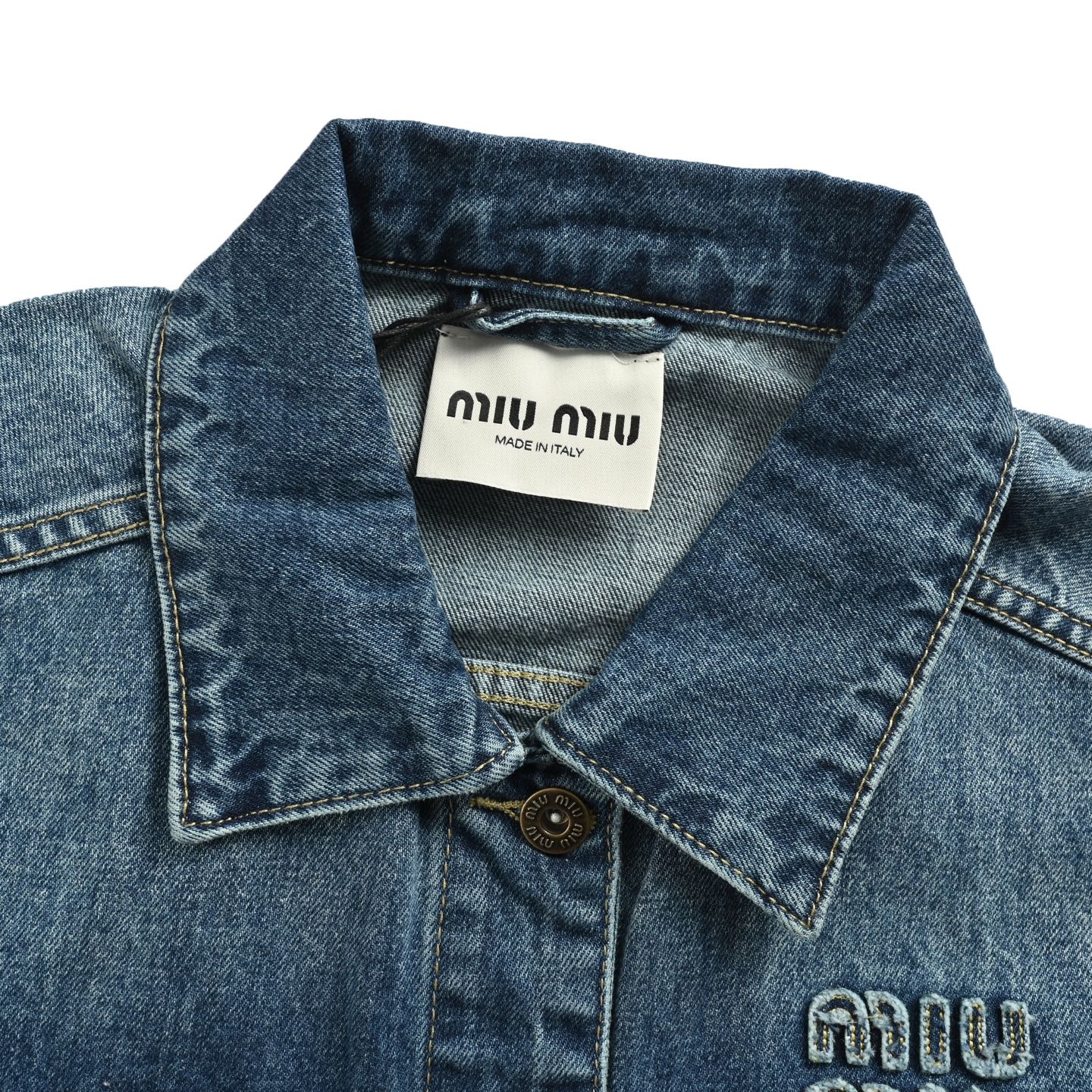 Miu Miu/缪缪 25Fw 假两件拼接牛仔夹克-Chinese UA Cheap High Quatity Brand Clothes Bags handbags Sneakers wholesale wholesaler seller from China Factory suppliers Fashion Clothing Shoes best Quality Beautiful Price Miu Miu/缪缪 25Fw 假两件拼接牛仔夹克