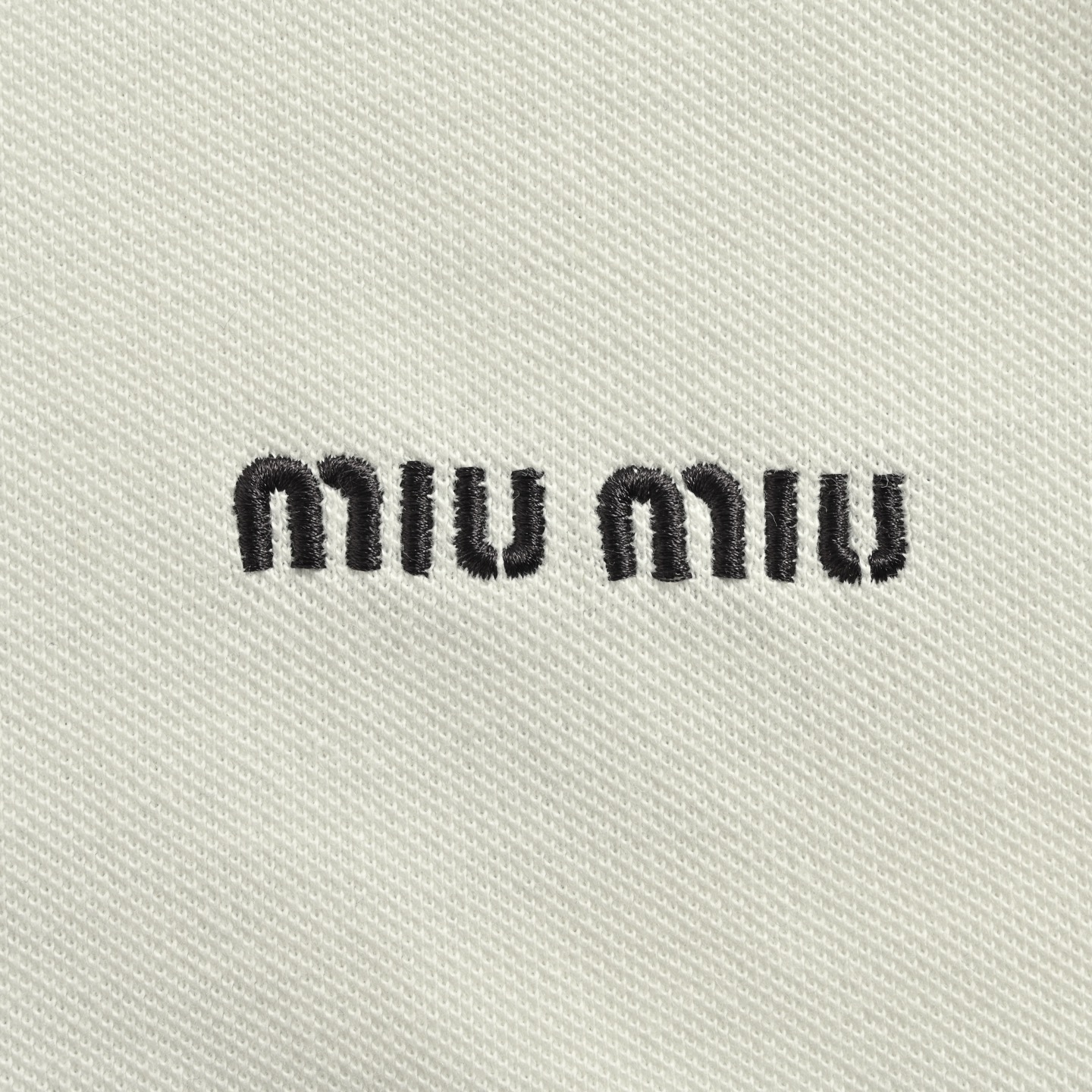 Miu Miu/缪缪 25Fw 撞色翻领字母刺绣长袖T恤白色