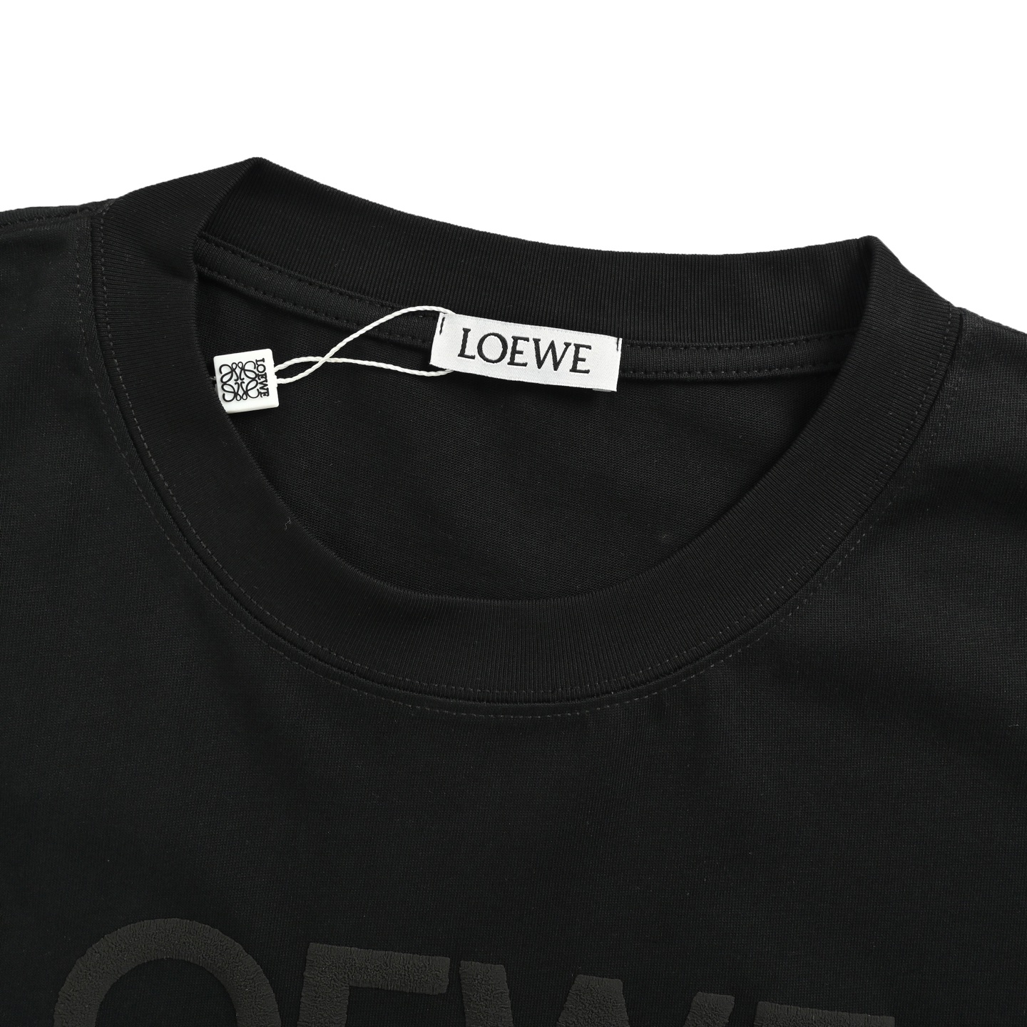 Loewe/罗意威 25ss 发泡四叶草短袖-Chinese UA Cheap High Quatity Brand Clothes Bags handbags Sneakers wholesale wholesaler seller from China Factory suppliers Fashion Clothing Shoes best Quality Beautiful Price Loewe/罗意威 25ss 发泡四叶草短袖