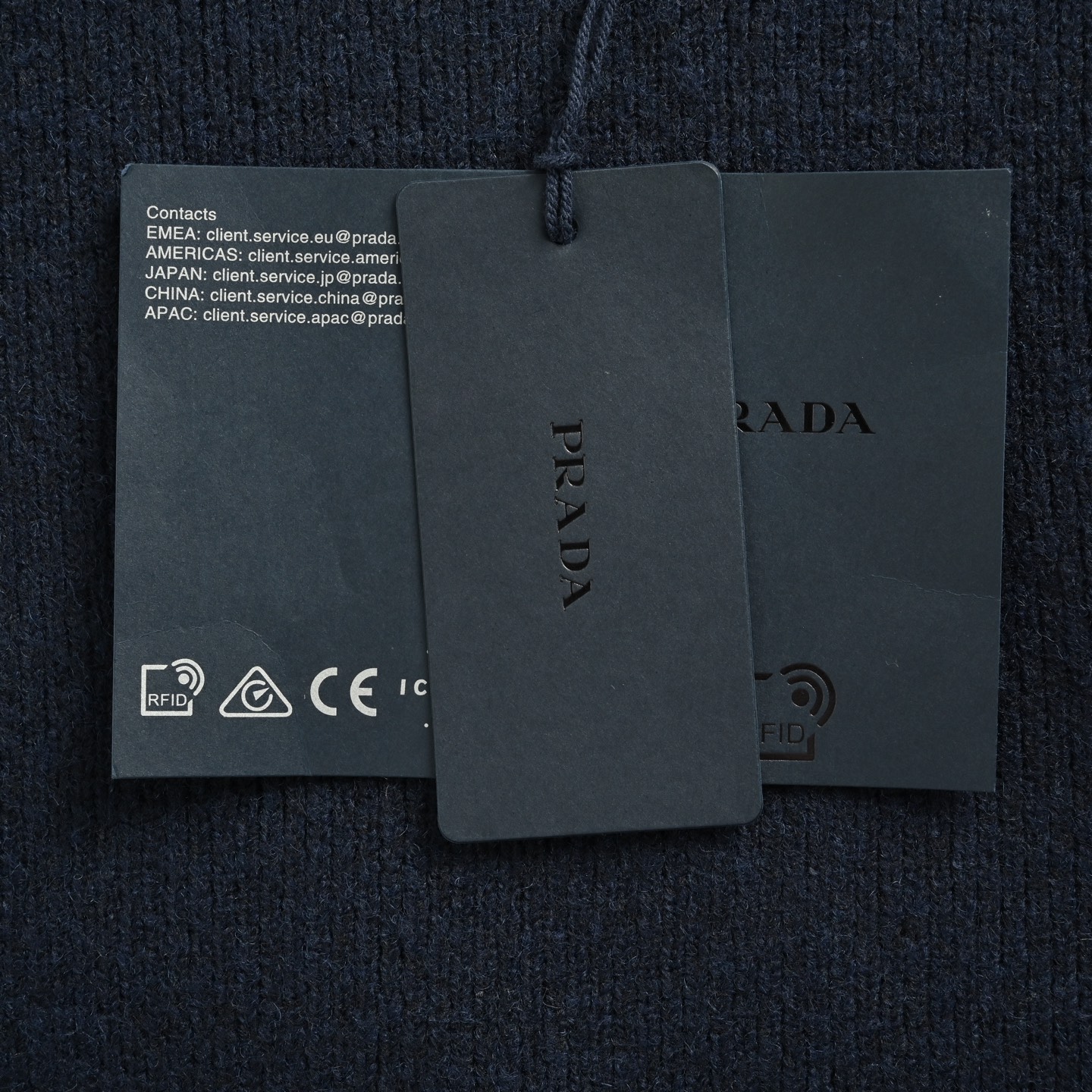 Prada/普拉达 倒三角针织拉链开衫外套-High Quatity Cheap Brand wholesale wholesaler seller Clothes Bags handbags Sneakers Top Fashion Clothing Shoes from China Factory Chinese suppliers best Quality Beautiful Price Prada/普拉达 倒三角针织拉链开衫外套