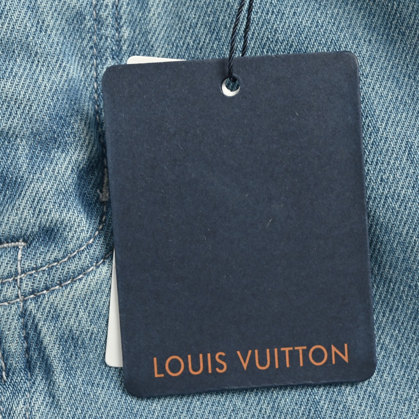 Louis Vuitton/路易威登 老花水洗破洞牛仔裤-Chinese UA Cheap High Quatity Brand Clothes Bags handbags Sneakers wholesale wholesaler seller from China Factory suppliers Fashion Clothing Shoes best Quality Beautiful Price Louis Vuitton/路易威登 老花水洗破洞牛仔裤