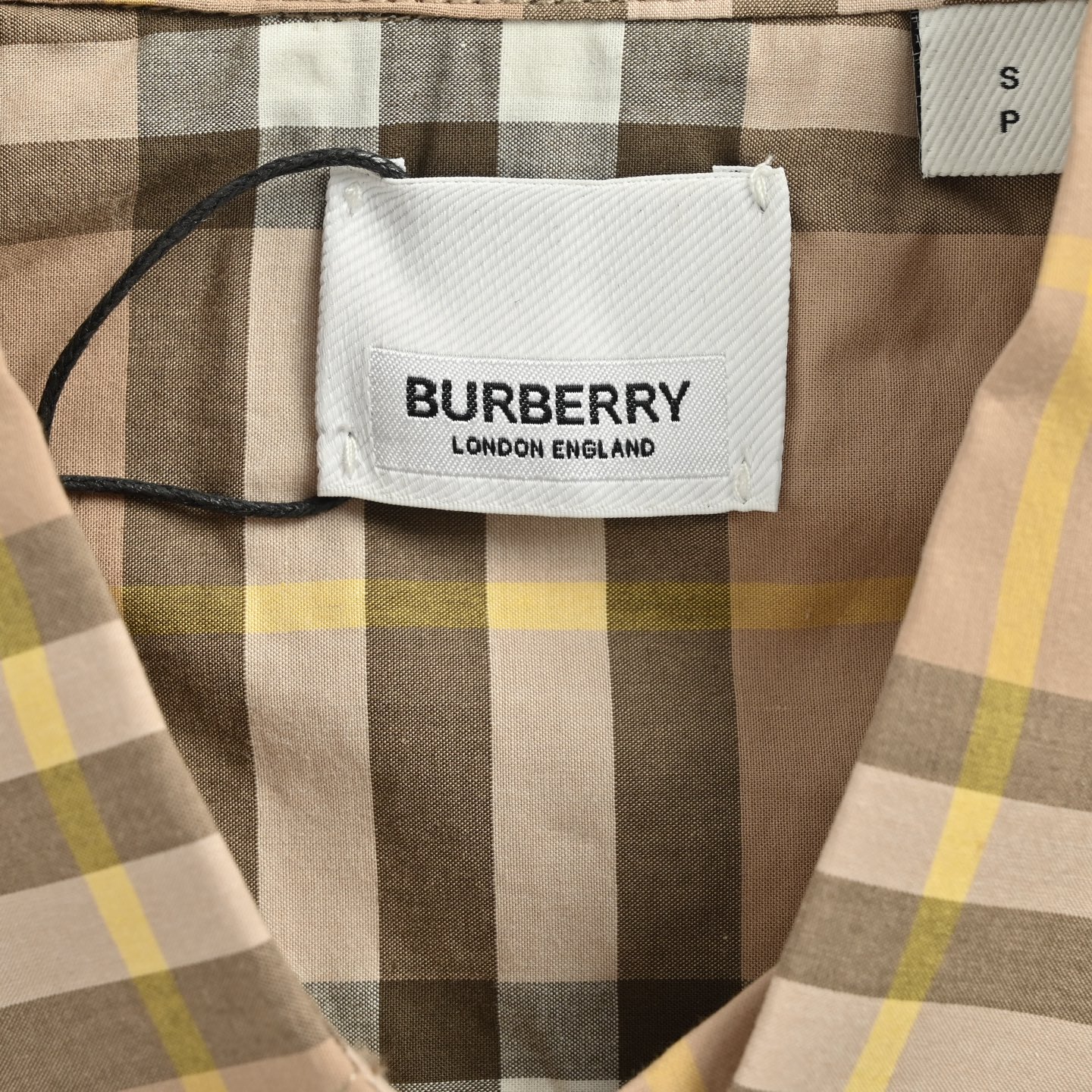 Burberry/巴宝莉 新款条纹长袖衬衫-Chinese UA Cheap High Quatity Brand Clothes Bags handbags Sneakers wholesale wholesaler seller from China Factory suppliers Fashion Clothing Shoes best Quality Beautiful Price Burberry/巴宝莉 新款条纹长袖衬衫