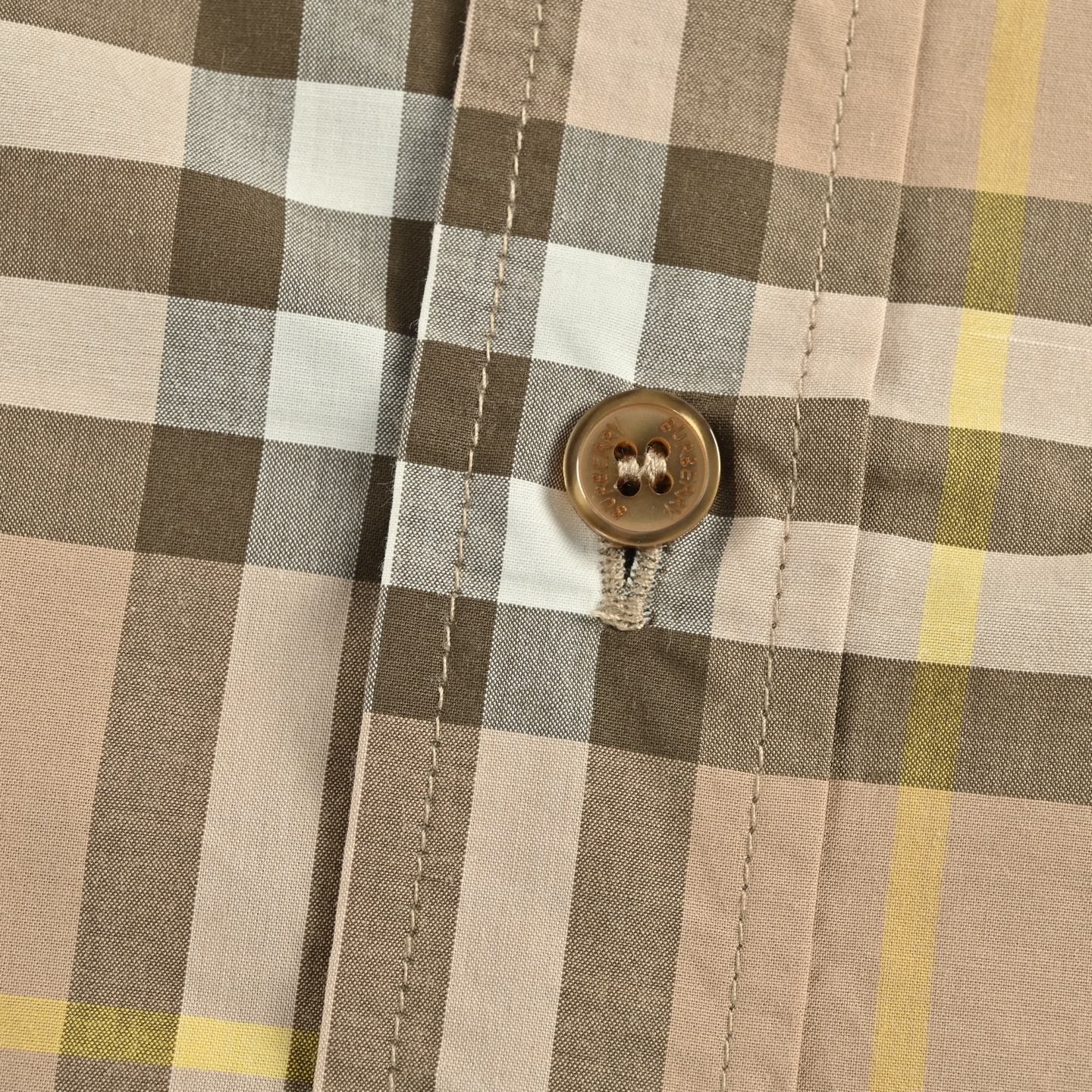 Burberry/巴宝莉 新款条纹长袖衬衫-Chinese UA Cheap High Quatity Brand Clothes Bags handbags Sneakers wholesale wholesaler seller from China Factory suppliers Fashion Clothing Shoes best Quality Beautiful Price Burberry/巴宝莉 新款条纹长袖衬衫