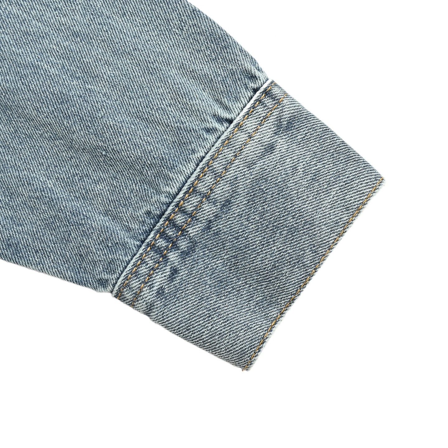 Ami 25Fw 编织爱心刺绣牛仔衬衫外套 AMI PARIS 25秋冬新品编织爱心刺绣长袖牛仔宽松休闲翻领外套-Chinese UA Cheap High Quatity Brand Clothes Bags handbags Sneakers wholesale wholesaler seller from China Factory suppliers Fashion Clothing Shoes best Quality Beautiful Price Ami 25Fw 编织爱心刺绣牛仔衬衫外套 AMI PARIS 25秋冬新品编织爱心刺绣长袖牛仔宽松休闲翻领外套