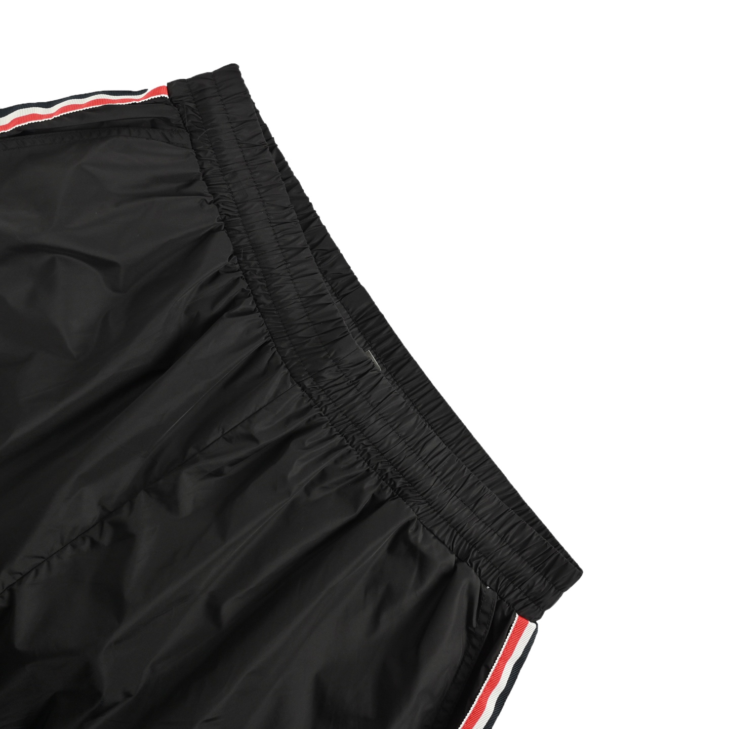 ONCLER/蒙口 侧边织带徽标沙滩短裤-Chinese UA Cheap High Quatity Brand Clothes Bags handbags Sneakers wholesale wholesaler seller from China Factory suppliers Fashion Clothing Shoes best Quality Beautiful Price ONCLER/蒙口 侧边织带徽标沙滩短裤