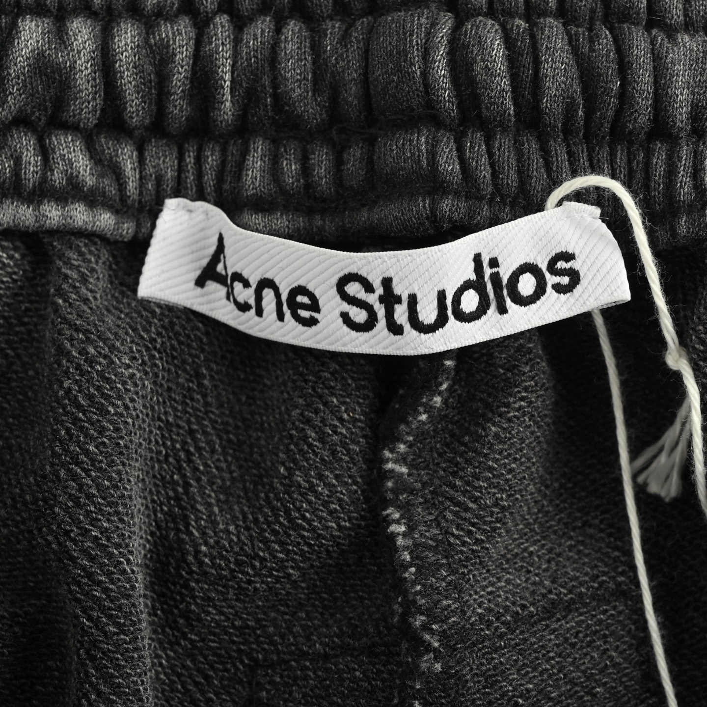 Acne Studios 25Fw 水洗束脚裤长裤Size:S-XL-Chinese UA Cheap High Quatity Brand Clothes Bags handbags Sneakers wholesale wholesaler seller from China Factory suppliers Fashion Clothing Shoes best Quality Beautiful Price Acne Studios 25Fw 水洗束脚裤长裤Size:S-XL