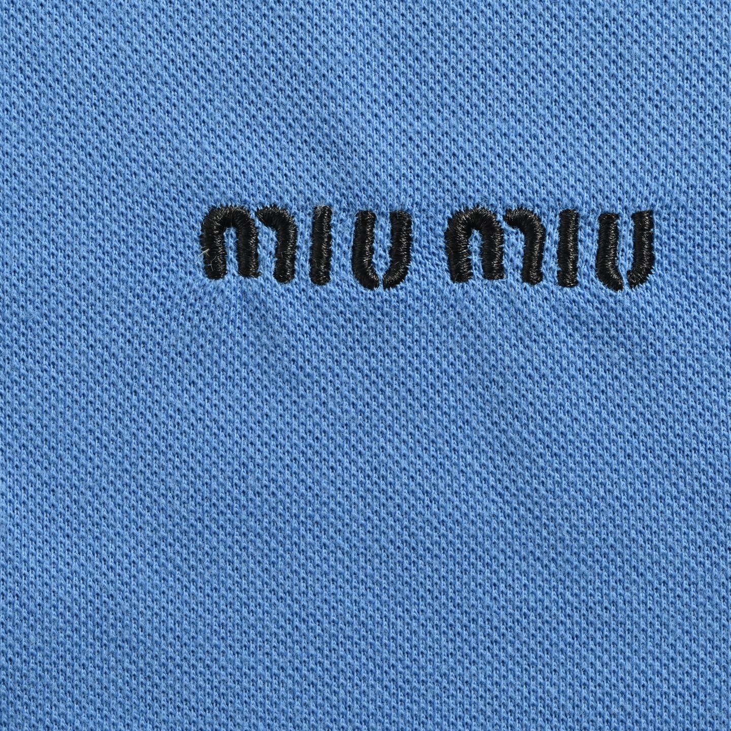 Miu Miu/缪缪东京popup限定蓝拼翻领长袖T恤-Chinese UA Cheap High Quatity Brand Clothes Bags handbags Sneakers wholesale wholesaler seller from China Factory suppliers Fashion Clothing Shoes best Quality Beautiful Price Miu Miu/缪缪东京popup限定蓝拼翻领长袖T恤