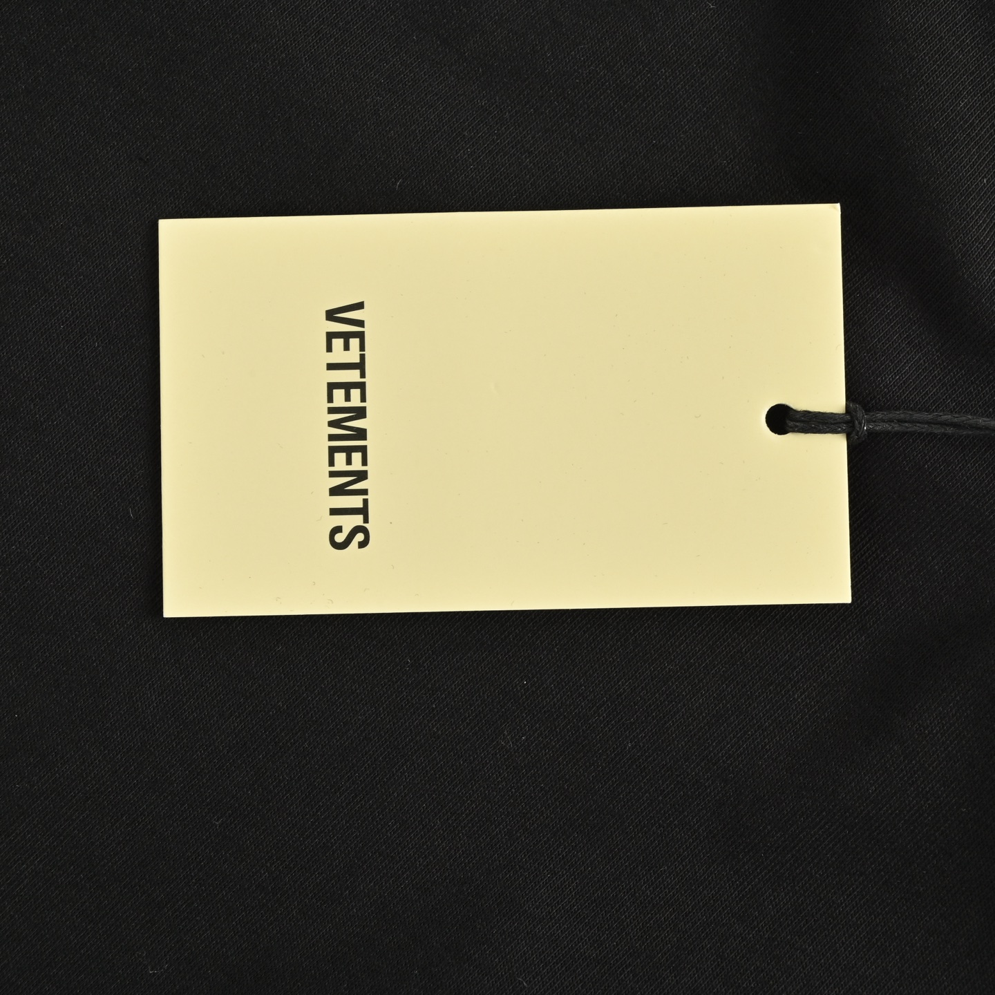 Vetements/维特萌 草写标语logo字母刺绣短袖-Chinese UA Cheap High Quatity Brand Clothes Bags handbags Sneakers wholesale wholesaler seller from China Factory suppliers Fashion Clothing Shoes best Quality Beautiful Price Vetements/维特萌 草写标语logo字母刺绣短袖