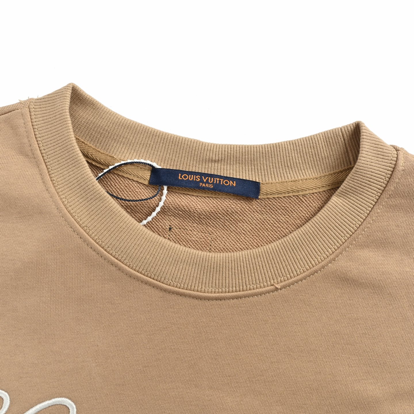 Louis Vuitton/路易威登 25Fw 草写签名字母刺绣圆领卫衣 白色/粉色/卡其色/蓝色-Chinese UA Cheap High Quatity Brand Clothes Bags handbags Sneakers wholesale wholesaler seller from China Factory suppliers Fashion Clothing Shoes best Quality Beautiful Price Louis Vuitton/路易威登 25Fw 草写签名字母刺绣圆领卫衣 白色/粉色/卡其色/蓝色