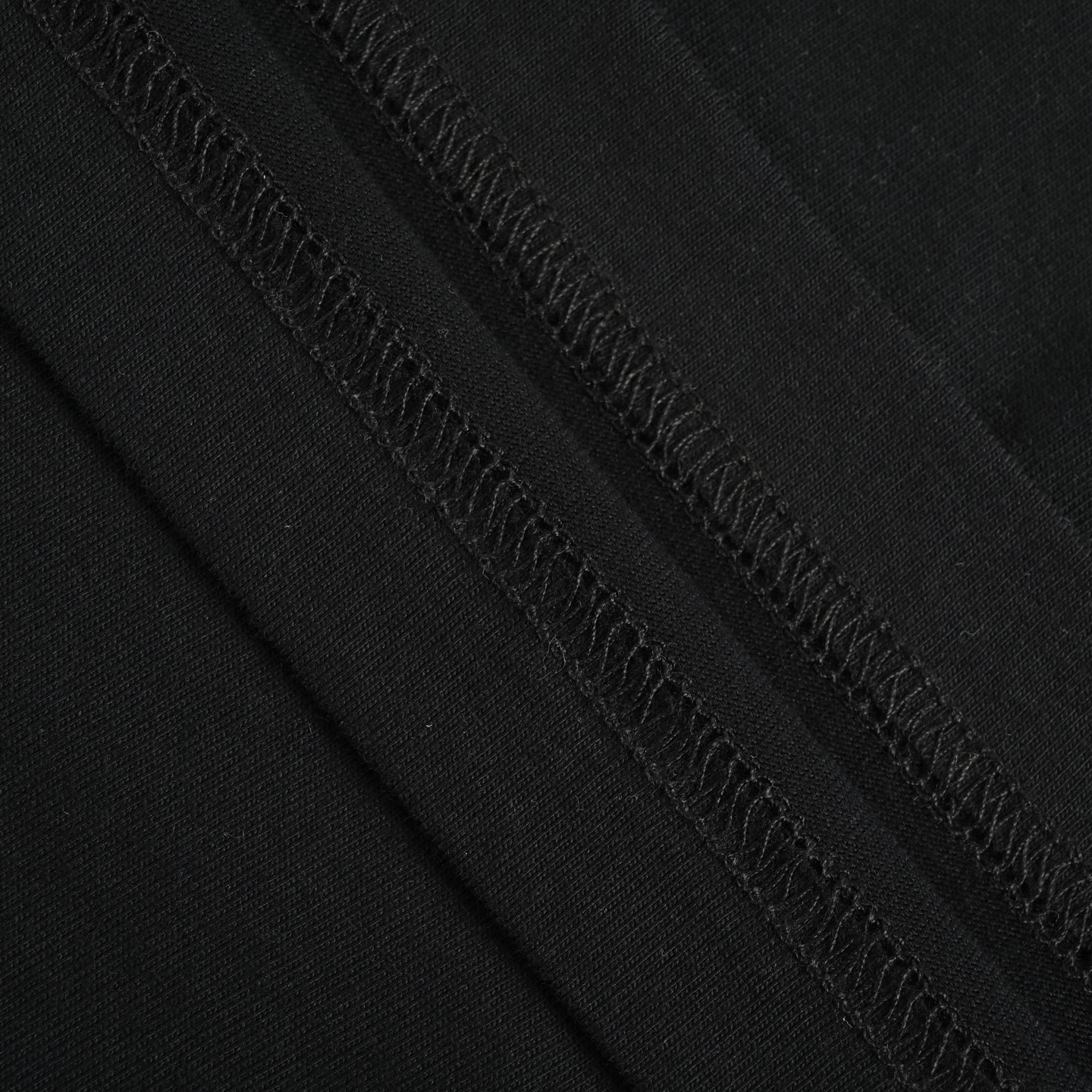 Supreme FW24 胸前logo印花图案短袖-Chinese UA Cheap High Quatity Brand Clothes Bags handbags Sneakers wholesale wholesaler seller from China Factory suppliers Fashion Clothing Shoes best Quality Beautiful Price Supreme FW24 胸前logo印花图案短袖