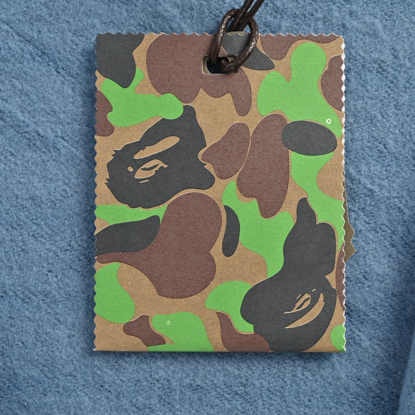 BAPE 鲨鱼头老虎头拉链迷彩外套-Chinese UA Cheap High Quatity Brand Clothes Bags handbags Sneakers wholesale wholesaler seller from China Factory suppliers Fashion Clothing Shoes best Quality Beautiful Price BAPE 鲨鱼头老虎头拉链迷彩外套
