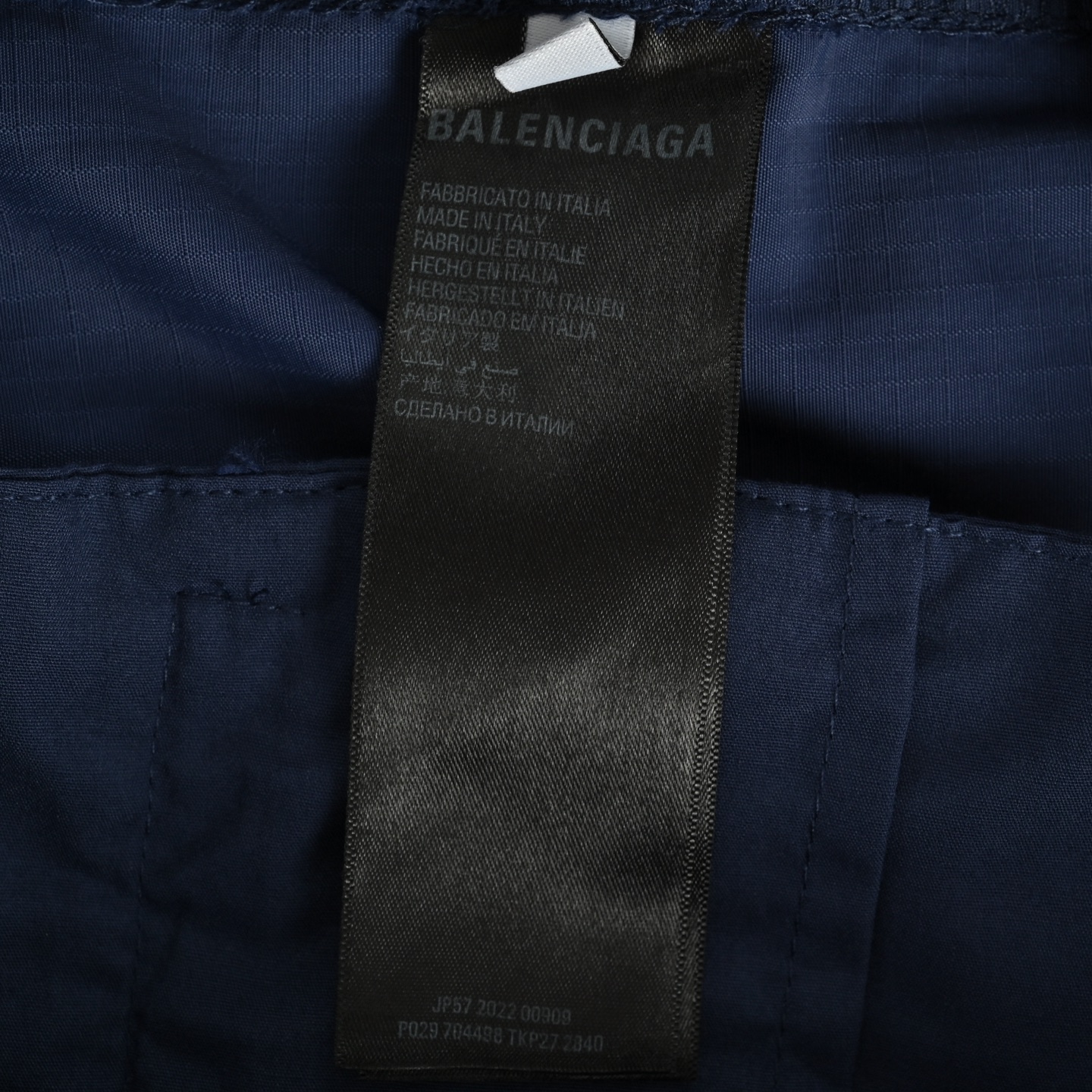 Balenciaga/巴黎世家 25ss 法工褪色工装抽绳短裤-Chinese UA Cheap High Quatity Brand Clothes Bags handbags Sneakers wholesale wholesaler seller from China Factory suppliers Fashion Clothing Shoes best Quality Beautiful Price Balenciaga/巴黎世家 25ss 法工褪色工装抽绳短裤