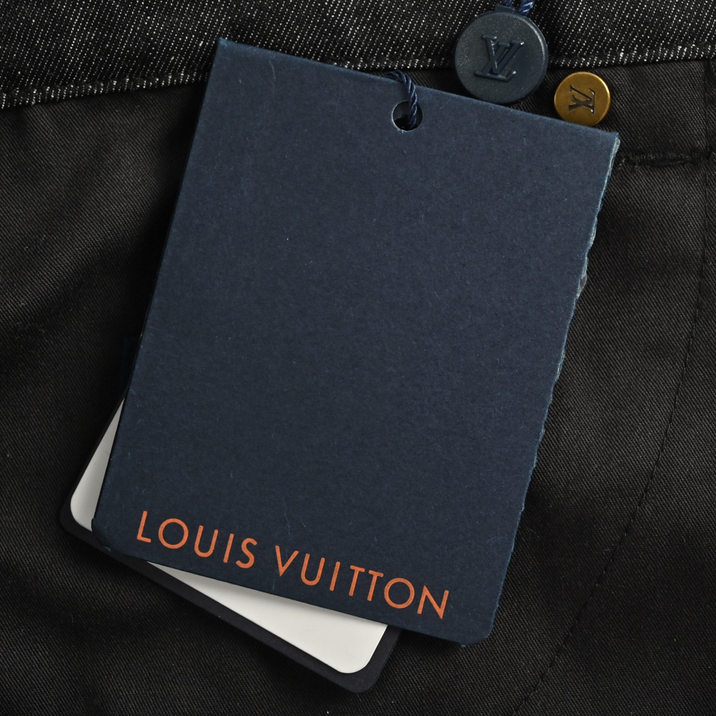 Louis Vuitton/路易威登 绳索签名字母刺绣牛仔短裤-Chinese UA Cheap High Quatity Brand Clothes Bags handbags Sneakers wholesale wholesaler seller from China Factory suppliers Fashion Clothing Shoes best Quality Beautiful Price Louis Vuitton/路易威登 绳索签名字母刺绣牛仔短裤