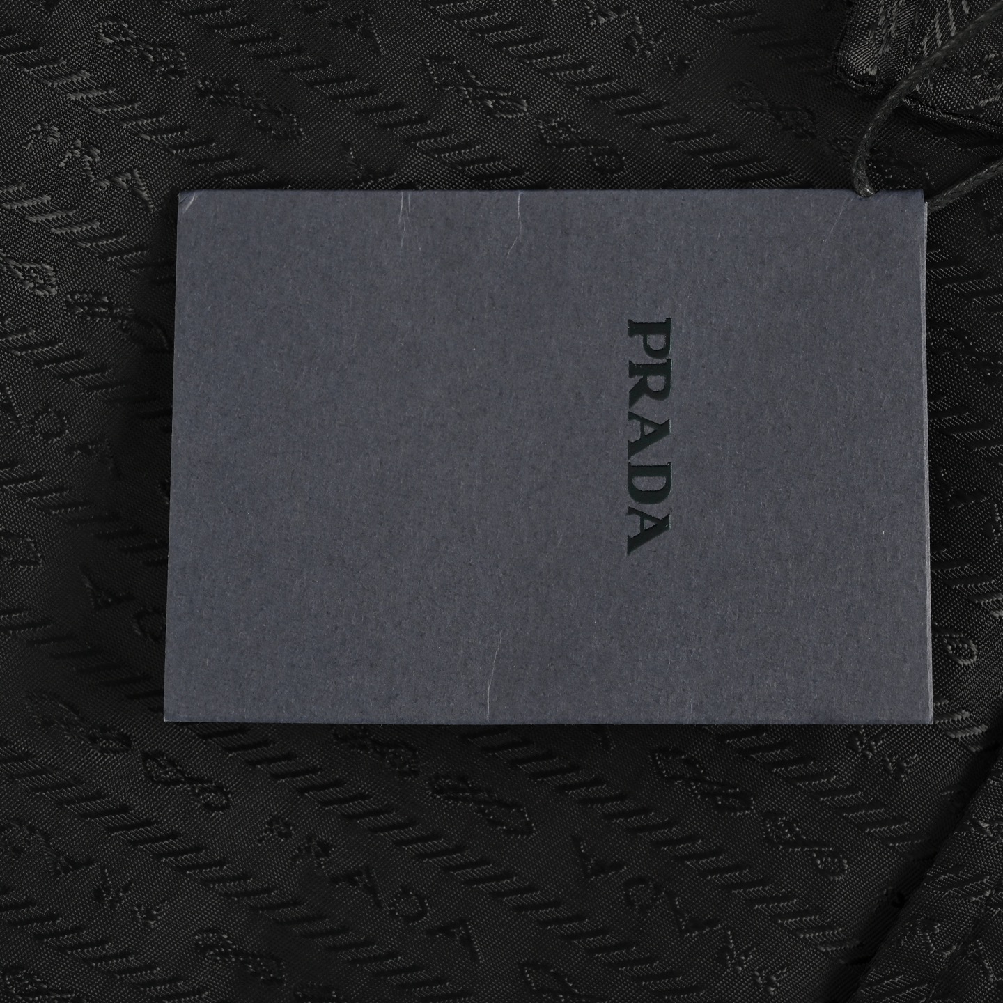 Prada/普拉达 百慕大尼龙长袖衬衫-Chinese UA Cheap High Quatity Brand Clothes Bags handbags Sneakers wholesale wholesaler seller from China Factory suppliers Fashion Clothing Shoes best Quality Beautiful Price Prada/普拉达 百慕大尼龙长袖衬衫