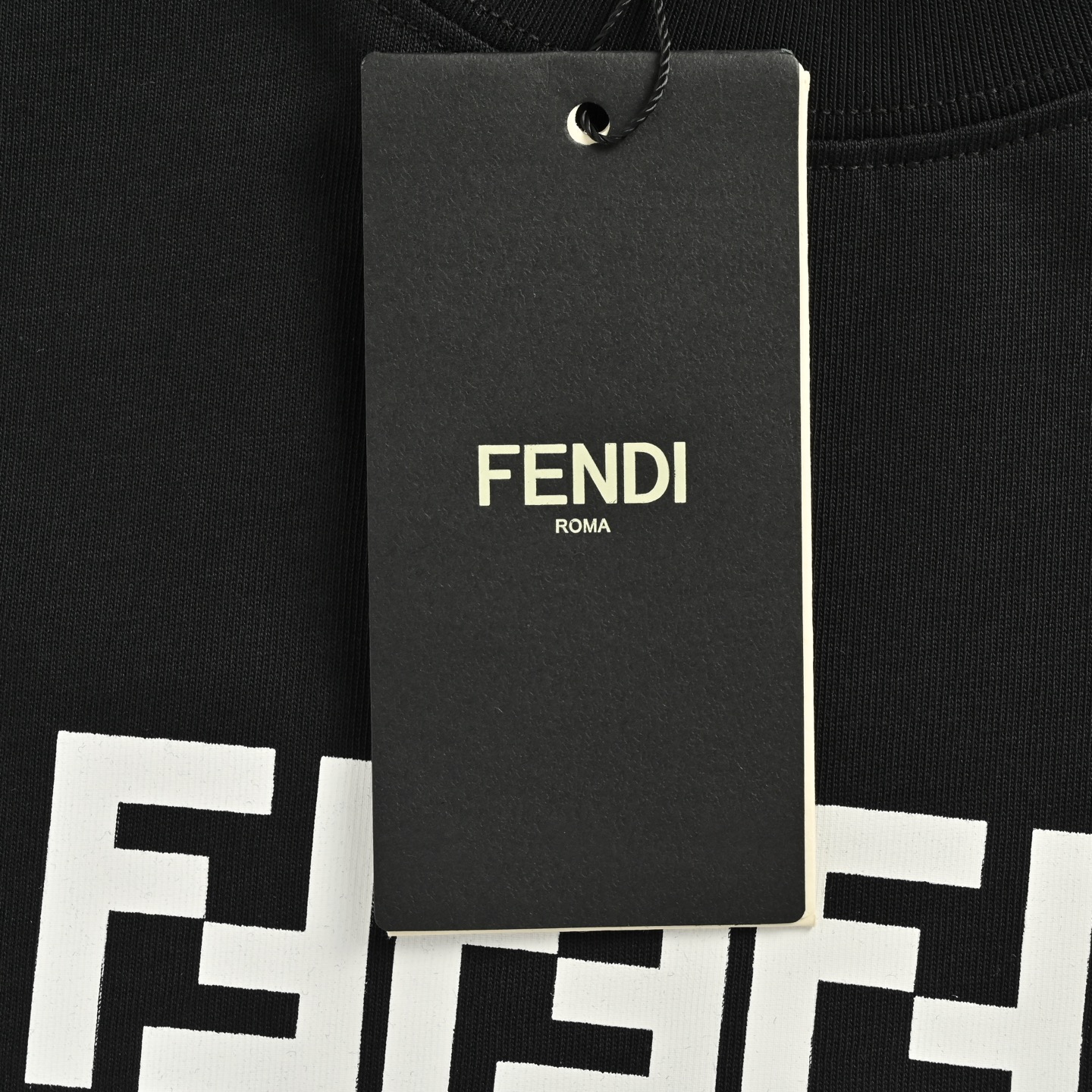 Fendi/芬迪 25ss 小怪兽眼睛硅胶字母logo短袖 黑色 白色-Chinese UA Cheap High Quatity Brand Clothes Bags handbags Sneakers wholesale wholesaler seller from China Factory suppliers Fashion Clothing Shoes best Quality Beautiful Price Fendi/芬迪 25ss 小怪兽眼睛硅胶字母logo短袖 黑色 白色