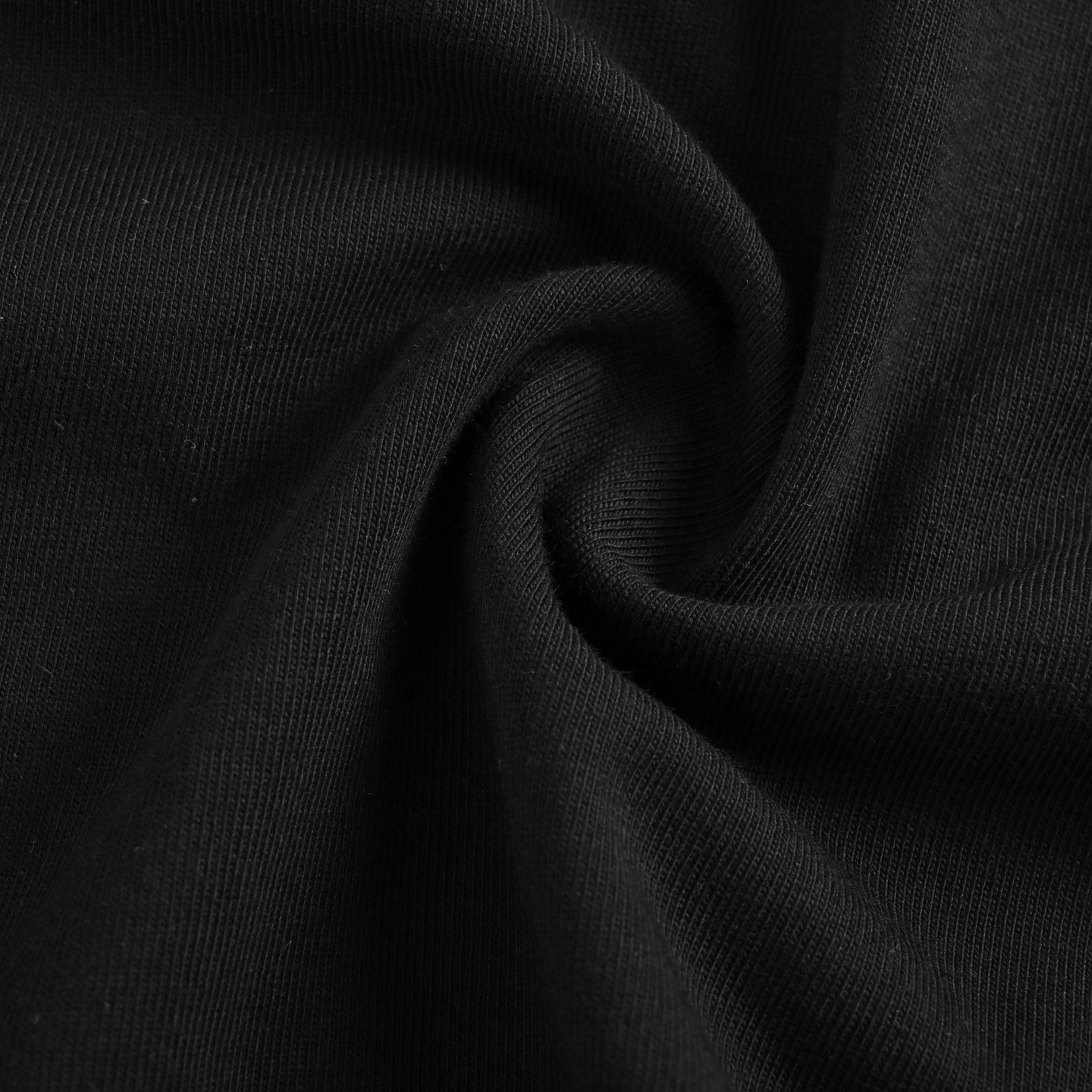 Supreme SS19 Keyboard Tee Black 键盘图案美式短袖