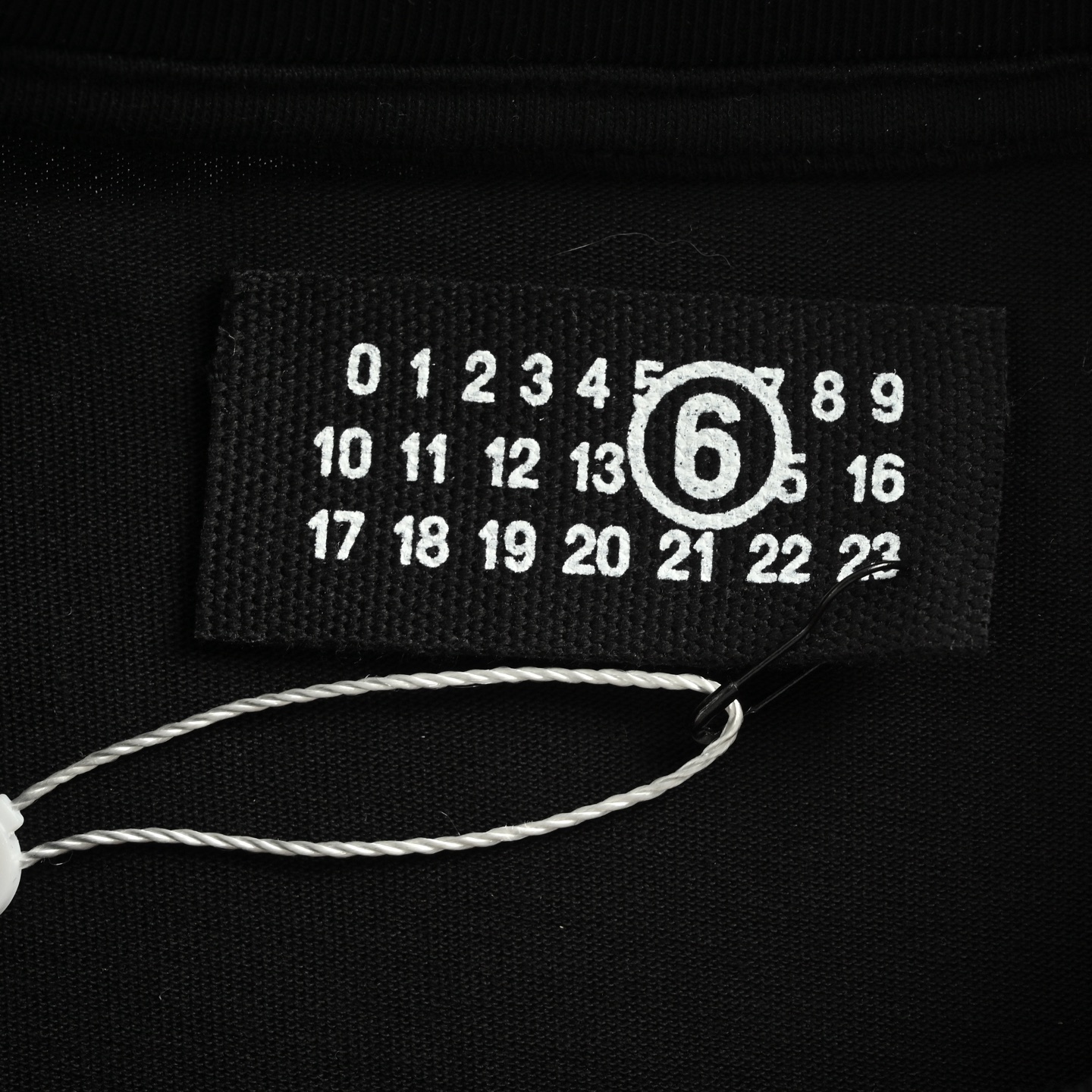 Maison Margiela/马吉拉 SS25 多元素图案印花短袖-Chinese UA Cheap High Quatity Brand Clothes Bags handbags Sneakers wholesale wholesaler seller from China Factory suppliers Fashion Clothing Shoes best Quality Beautiful Price Maison Margiela/马吉拉 SS25 多元素图案印花短袖