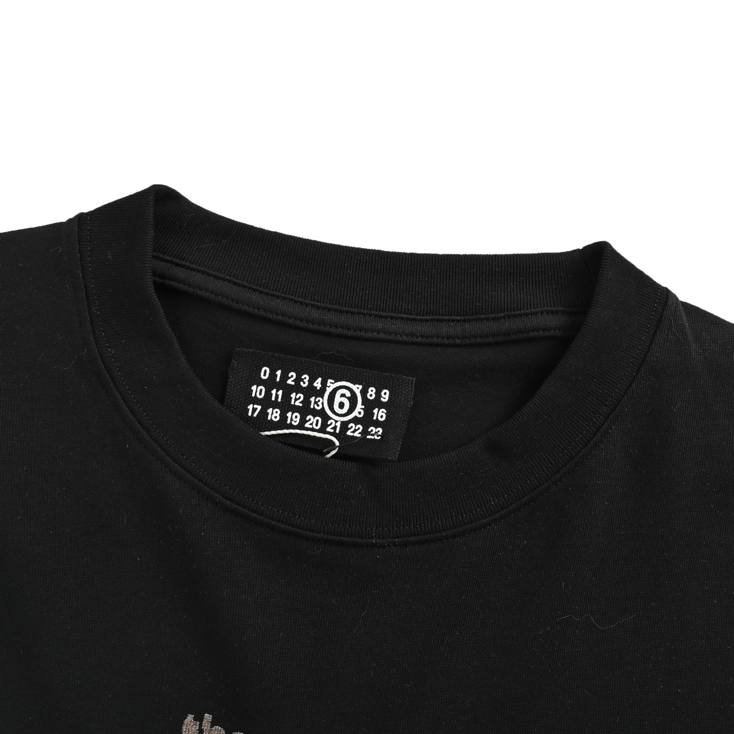 Maison Margiela/马吉拉 SS25 多元素图案印花短袖-Chinese UA Cheap High Quatity Brand Clothes Bags handbags Sneakers wholesale wholesaler seller from China Factory suppliers Fashion Clothing Shoes best Quality Beautiful Price Maison Margiela/马吉拉 SS25 多元素图案印花短袖