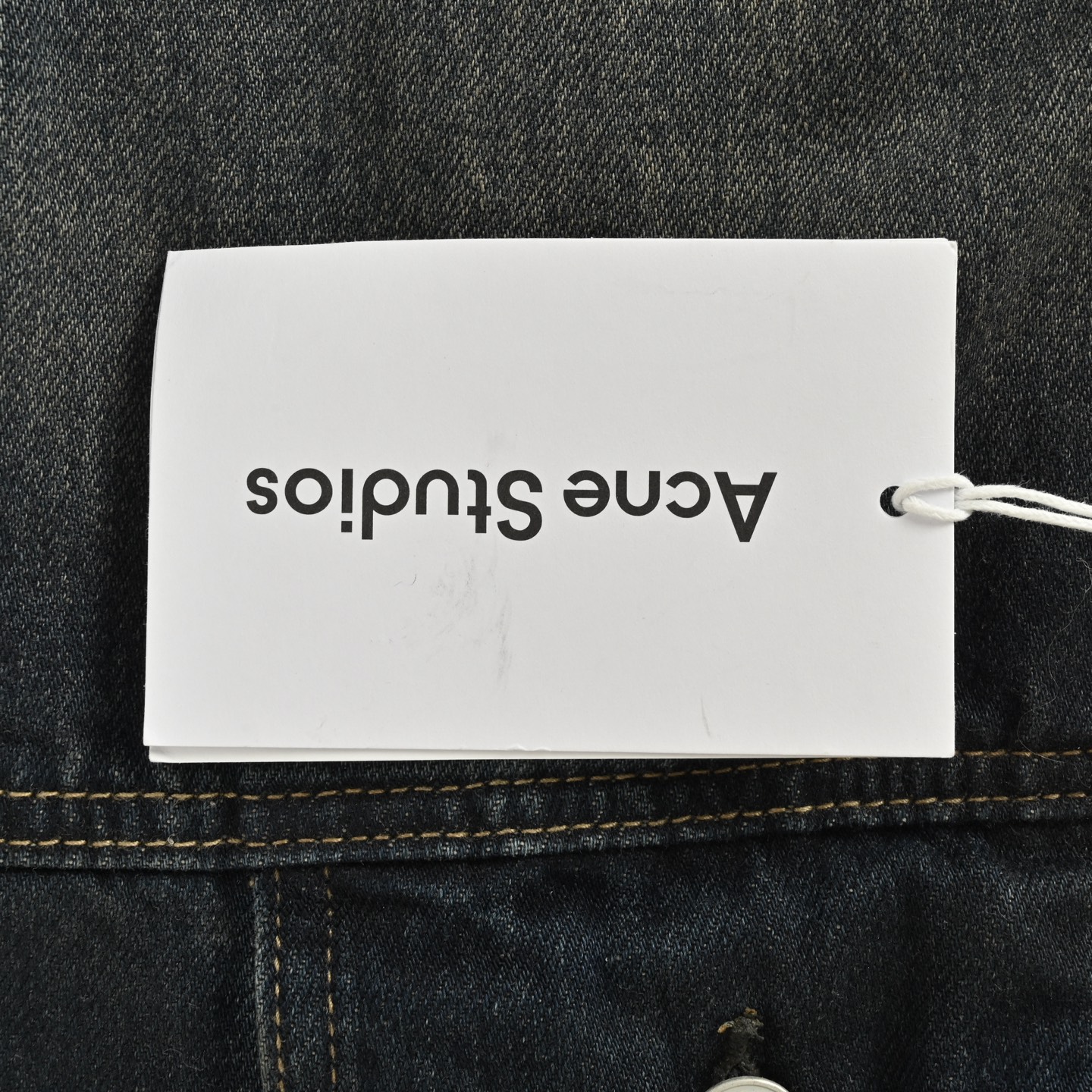Acne Studios 25Fw 刺绣字母徽标皮领水洗牛仔外套-High Quatity Cheap Brand wholesale wholesaler seller Clothes Bags handbags Sneakers Top Fashion Clothing Shoes from China Factory Chinese suppliers best Quality Beautiful Price Acne Studios 25Fw 刺绣字母徽标皮领水洗牛仔外套