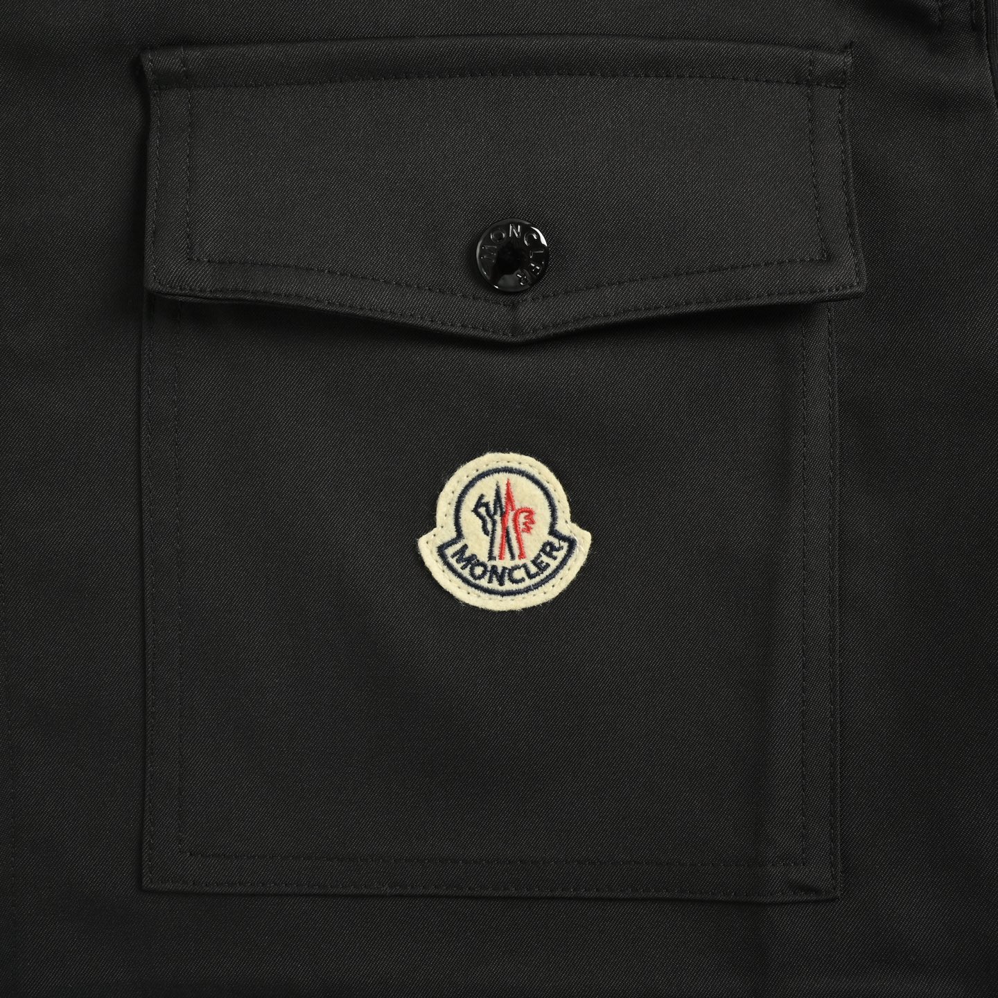 Moncler/蒙口 25Fw 口袋徽标拉链夹克外套 Moncler/蒙口 25Fw 口袋徽标拉链夹克外套