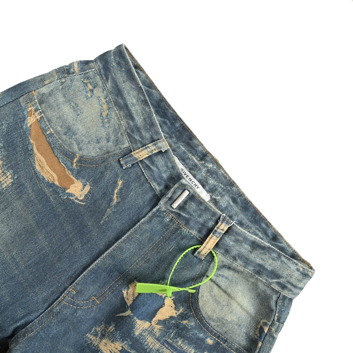 GIVENCHY/纪梵希 破坏糜烂牛仔裤-Chinese UA Cheap High Quatity Brand Clothes Bags handbags Sneakers wholesale wholesaler seller from China Factory suppliers Fashion Clothing Shoes best Quality Beautiful Price GIVENCHY/纪梵希 破坏糜烂牛仔裤