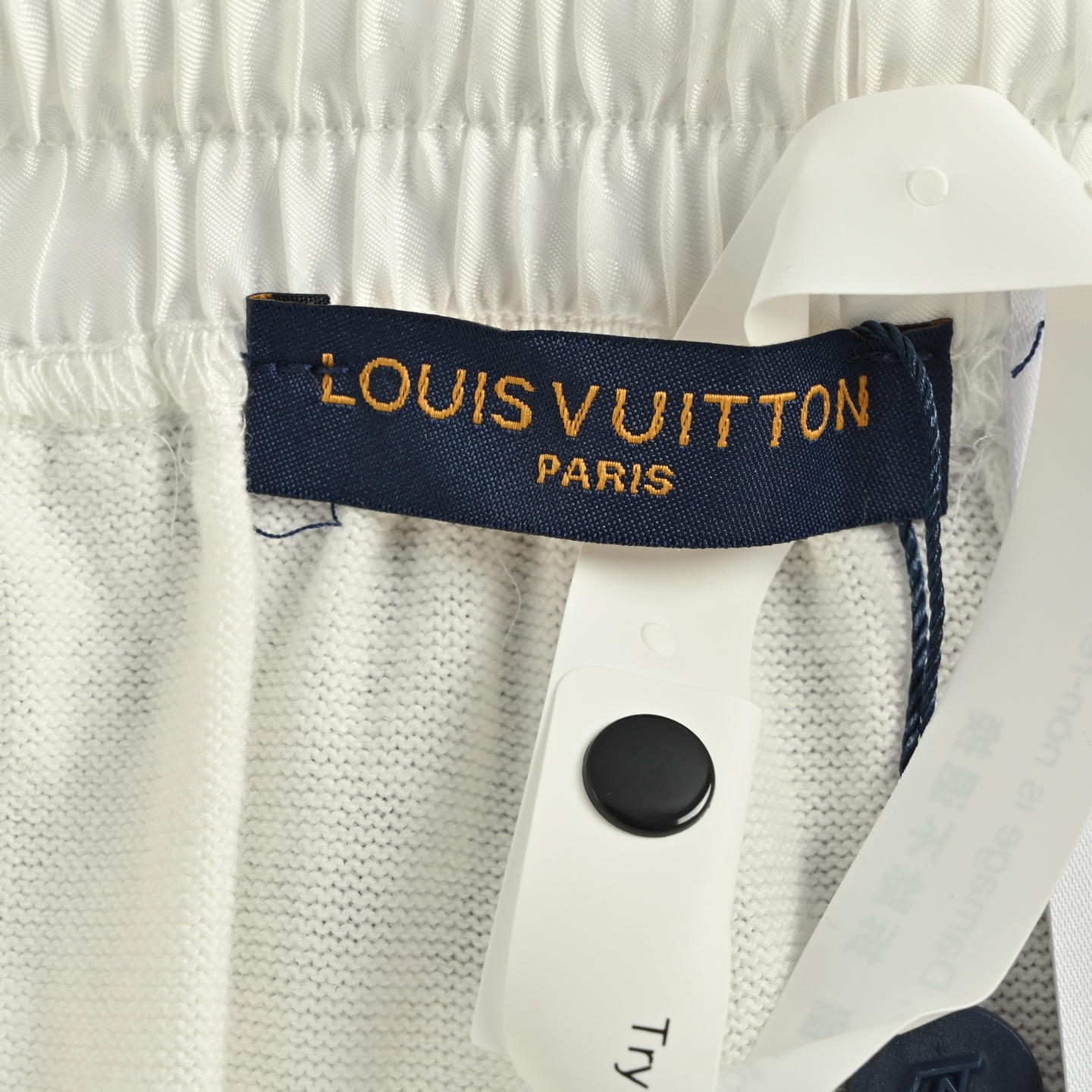 Louis Vuitton/路易威登 口袋满印老花Logo拼接针织短裤-High Quatity Cheap Brand wholesale wholesaler seller Clothes Bags handbags Sneakers Top Fashion Clothing Shoes from China Factory Chinese suppliers best Quality Beautiful Price Louis Vuitton/路易威登 口袋满印老花Logo拼接针织短裤