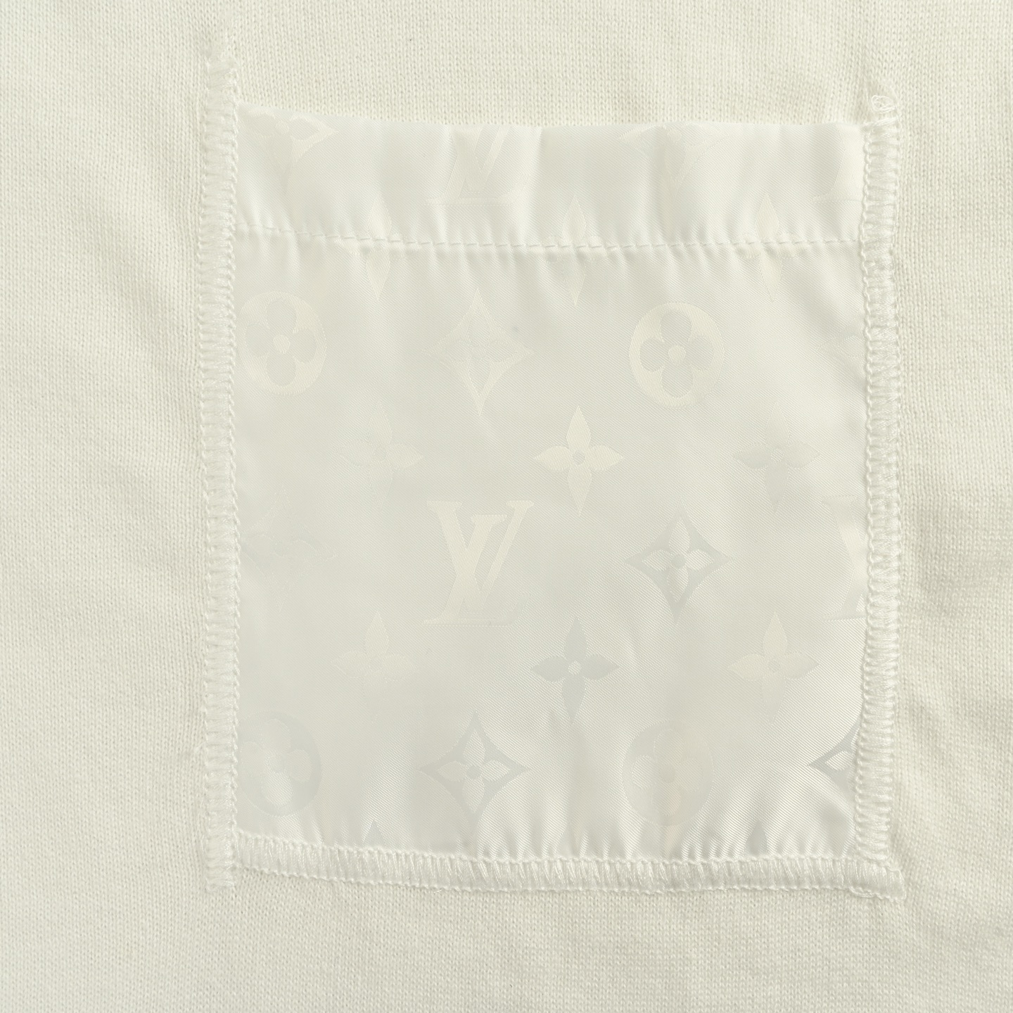 Louis Vuitton/路易威登 口袋满印老花Logo拼接针织短袖-Chinese UA Cheap High Quatity Brand Clothes Bags handbags Sneakers wholesale wholesaler seller from China Factory suppliers Fashion Clothing Shoes best Quality Beautiful Price Louis Vuitton/路易威登 口袋满印老花Logo拼接针织短袖