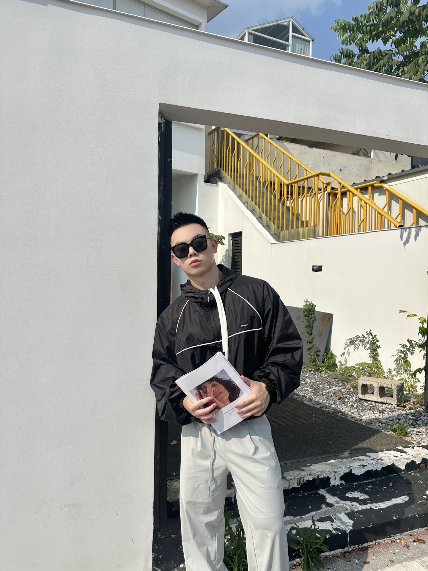 Miu Miu/缪缪 25Fw 小标连帽风衣夹克外套上身效果#