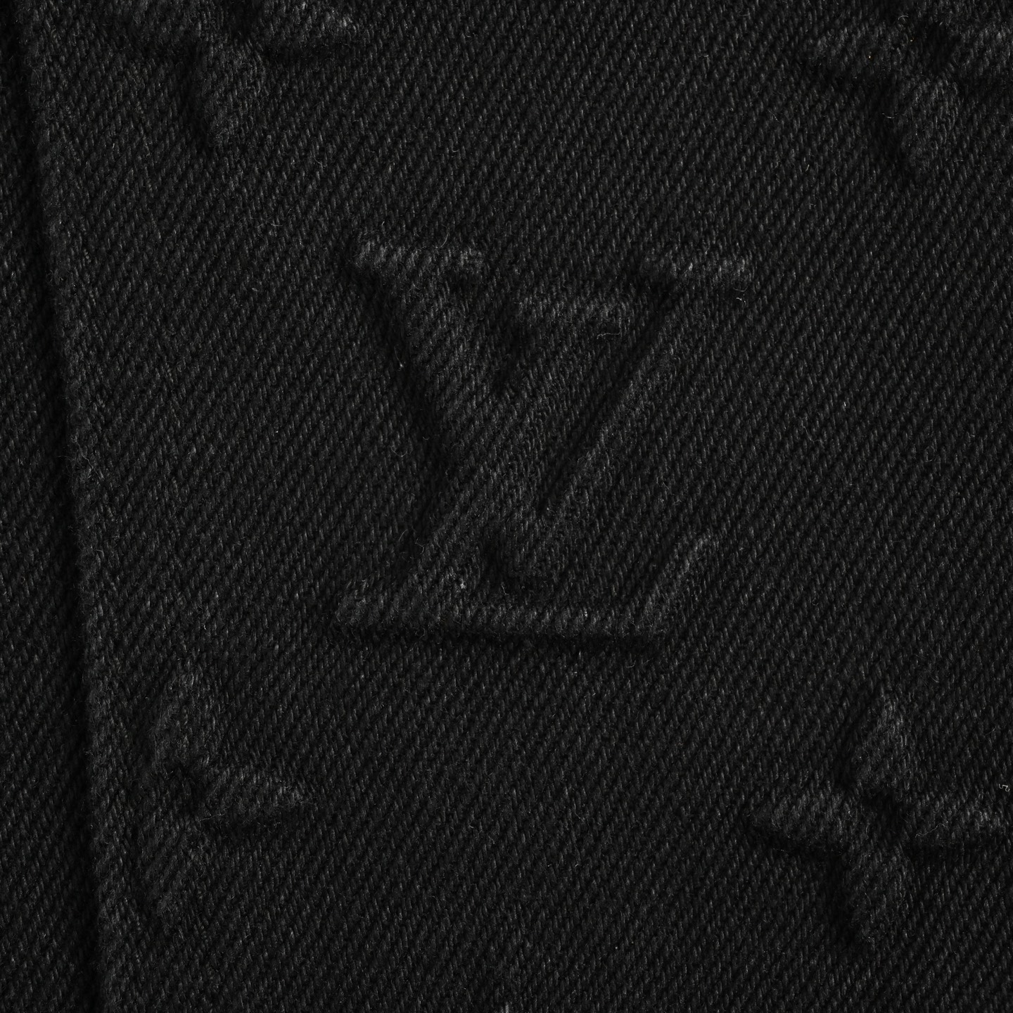 Louis Vuitton/路易威登 老花浮雕水洗牛仔裤-Chinese UA Cheap High Quatity Brand Clothes Bags handbags Sneakers wholesale wholesaler seller from China Factory suppliers Fashion Clothing Shoes best Quality Beautiful Price Louis Vuitton/路易威登 老花浮雕水洗牛仔裤