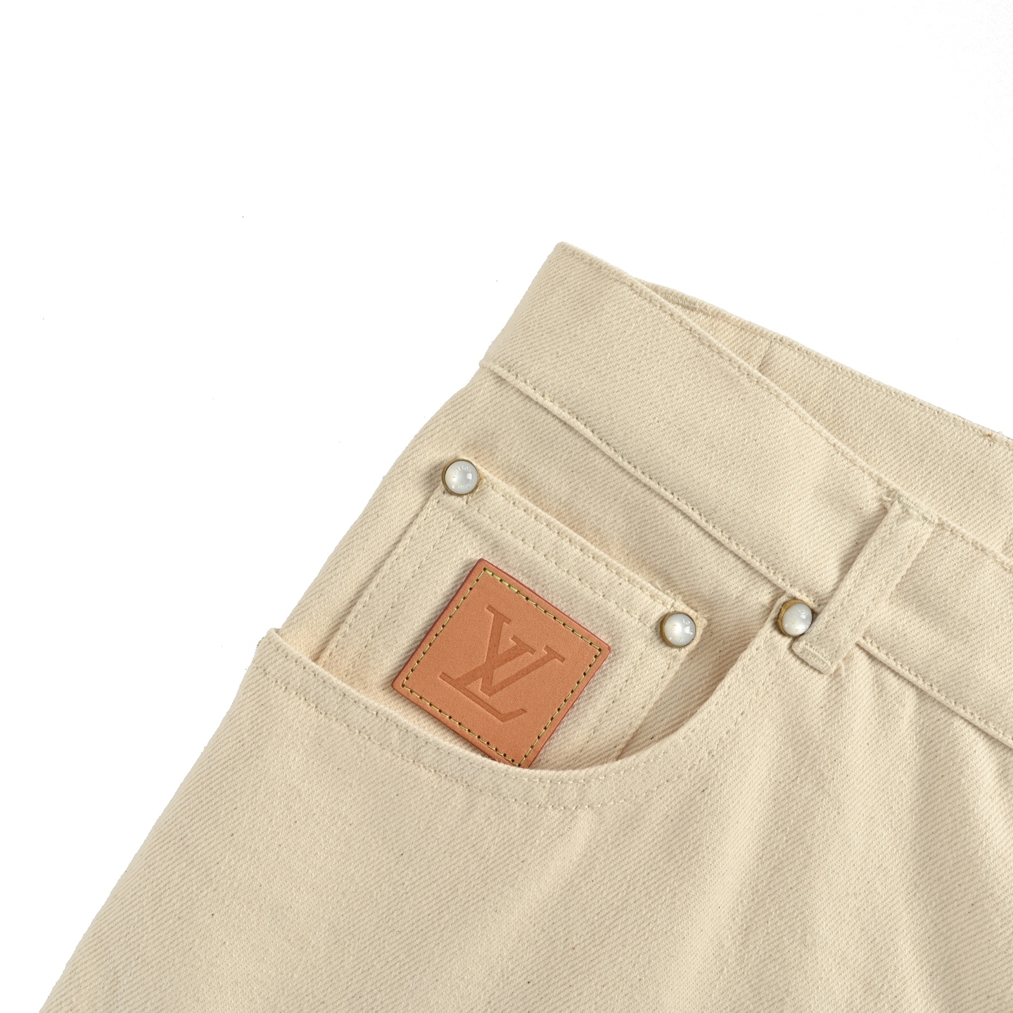 Louis Vuitton/路易威登 25Fw 口袋皮标牛仔裤 2025 LV新款牛仔裤取材日本水洗丹宁布-Chinese UA Cheap High Quatity Brand Clothes Bags handbags Sneakers wholesale wholesaler seller from China Factory suppliers Fashion Clothing Shoes best Quality Beautiful Price Louis Vuitton/路易威登 25Fw 口袋皮标牛仔裤 2025 LV新款牛仔裤取材日本水洗丹宁布