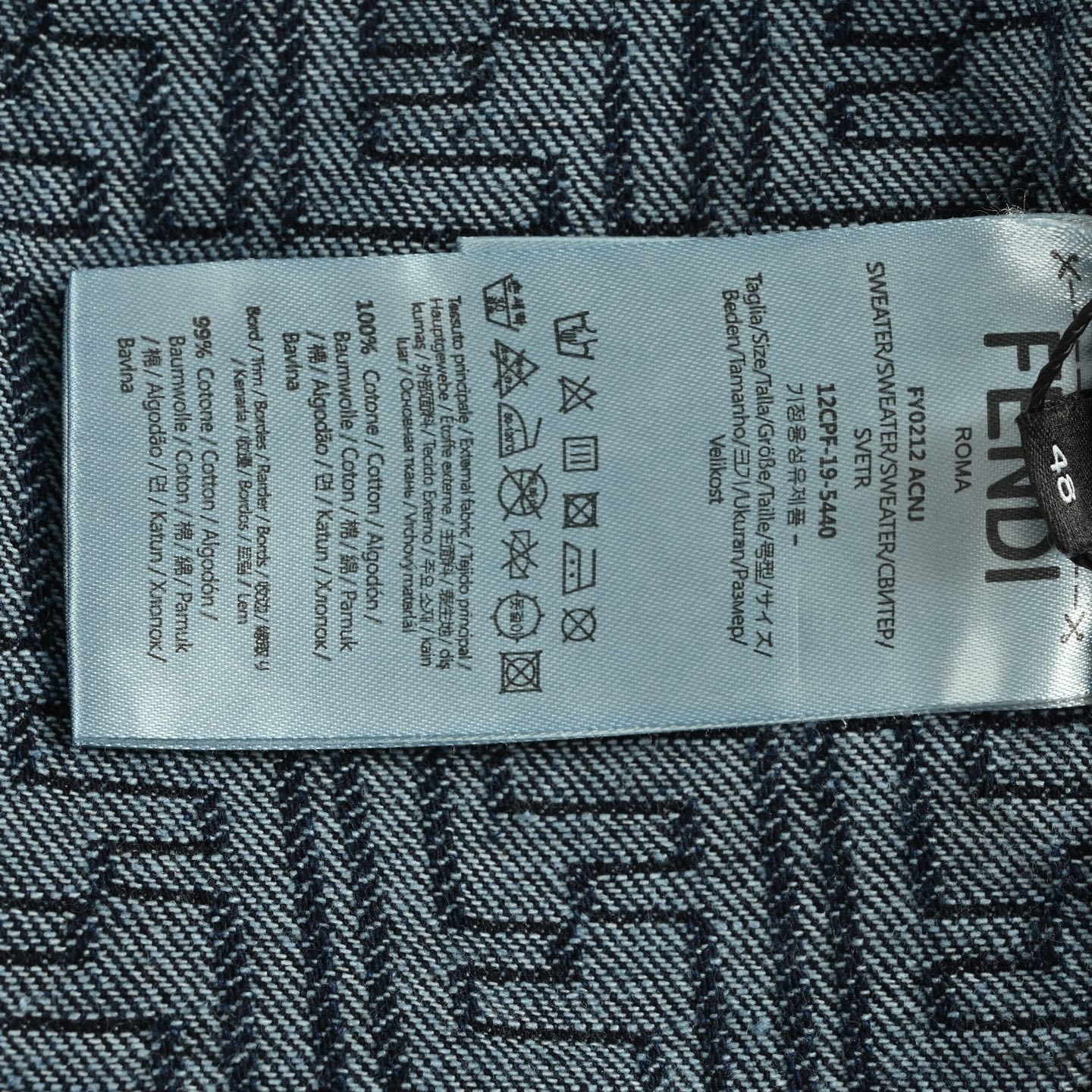 Fendi/芬迪 25Fw 满幅FF提花牛仔外套 定制水洗深蓝色FF提花牛仔面料-Chinese UA Cheap High Quatity Brand Clothes Bags handbags Sneakers wholesale wholesaler seller from China Factory suppliers Fashion Clothing Shoes best Quality Beautiful Price Fendi/芬迪 25Fw 满幅FF提花牛仔外套 定制水洗深蓝色FF提花牛仔面料