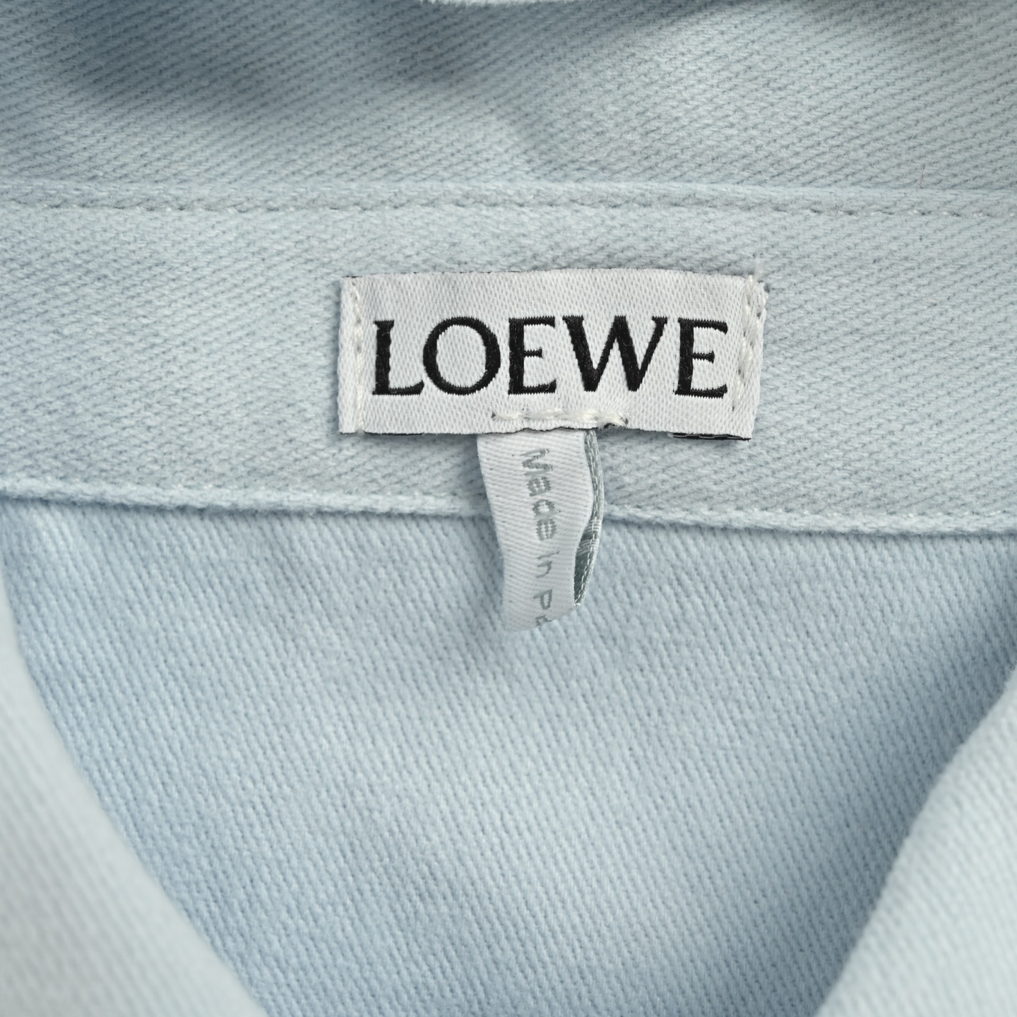 Loewe/罗意威 棉质可拆幅连帽长袖衬衫外套 选-莆田鞋,莆田鞋货源,高仿鞋,高仿鞋货源,安福档口,莆田高仿鞋,莆田鞋批发,高仿鞋批发,莆田高仿运动鞋,高仿运动鞋,莆田运动鞋 Loewe/罗意威 棉质可拆幅连帽长袖衬衫外套 选
