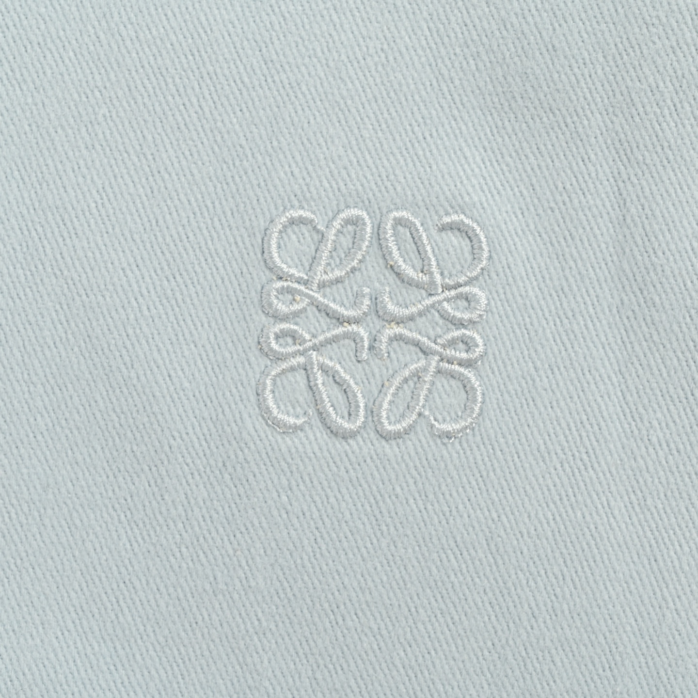 Loewe/罗意威 棉质可拆幅连帽长袖衬衫外套 选-莆田鞋,莆田鞋货源,高仿鞋,高仿鞋货源,安福档口,莆田高仿鞋,莆田鞋批发,高仿鞋批发,莆田高仿运动鞋,高仿运动鞋,莆田运动鞋 Loewe/罗意威 棉质可拆幅连帽长袖衬衫外套 选