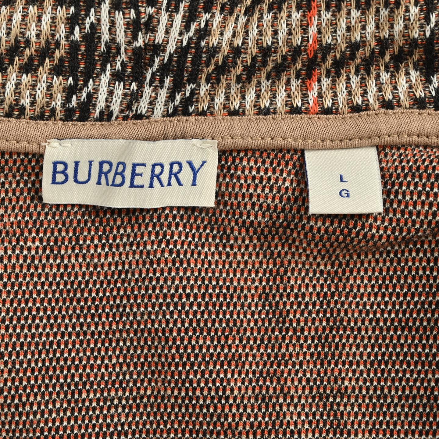 Burberry/巴宝莉 25Fw 大格子混纺针织格纹连帽外套-莆田鞋,莆田鞋货源,高仿鞋,高仿鞋货源,安福档口,莆田高仿鞋,莆田鞋批发,高仿鞋批发,莆田高仿运动鞋,高仿运动鞋,莆田运动鞋 Burberry/巴宝莉 25Fw 大格子混纺针织格纹连帽外套