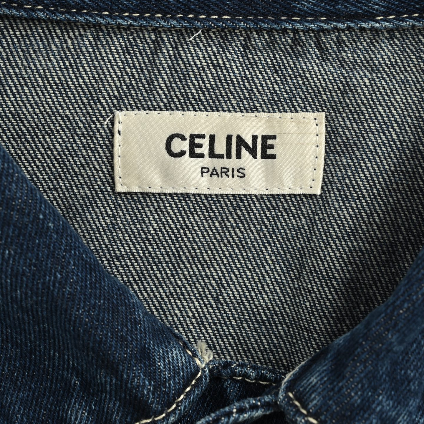 Celine/赛琳 25Fw 后背贴饰牛仔外套-High Quatity Cheap Brand wholesale wholesaler seller Clothes Bags handbags Sneakers Top Fashion Clothing Shoes from China Factory Chinese suppliers best Quality Beautiful Price Celine/赛琳 25Fw 后背贴饰牛仔外套