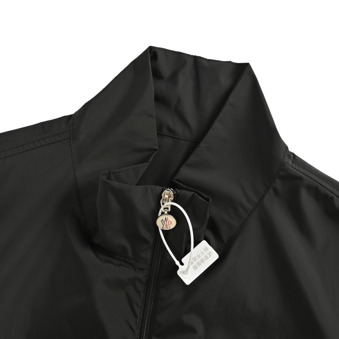 ONCLER/蒙口 25Fw 袖标拉链口袋尼龙夹克外套-Chinese UA Cheap High Quatity Brand Clothes Bags handbags Sneakers wholesale wholesaler seller from China Factory suppliers Fashion Clothing Shoes best Quality Beautiful Price ONCLER/蒙口 25Fw 袖标拉链口袋尼龙夹克外套