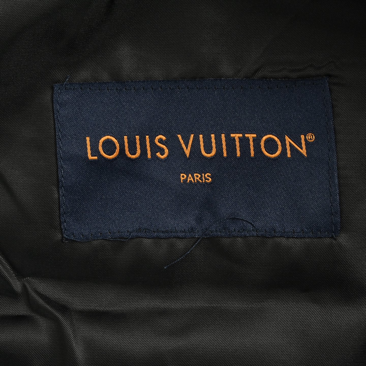 Louis Vuitton/路易威登 25Fw 老花波纹提花彩钻衬衫外套-Chinese UA Cheap High Quatity Brand Clothes Bags handbags Sneakers wholesale wholesaler seller from China Factory suppliers Fashion Clothing Shoes best Quality Beautiful Price Louis Vuitton/路易威登 25Fw 老花波纹提花彩钻衬衫外套