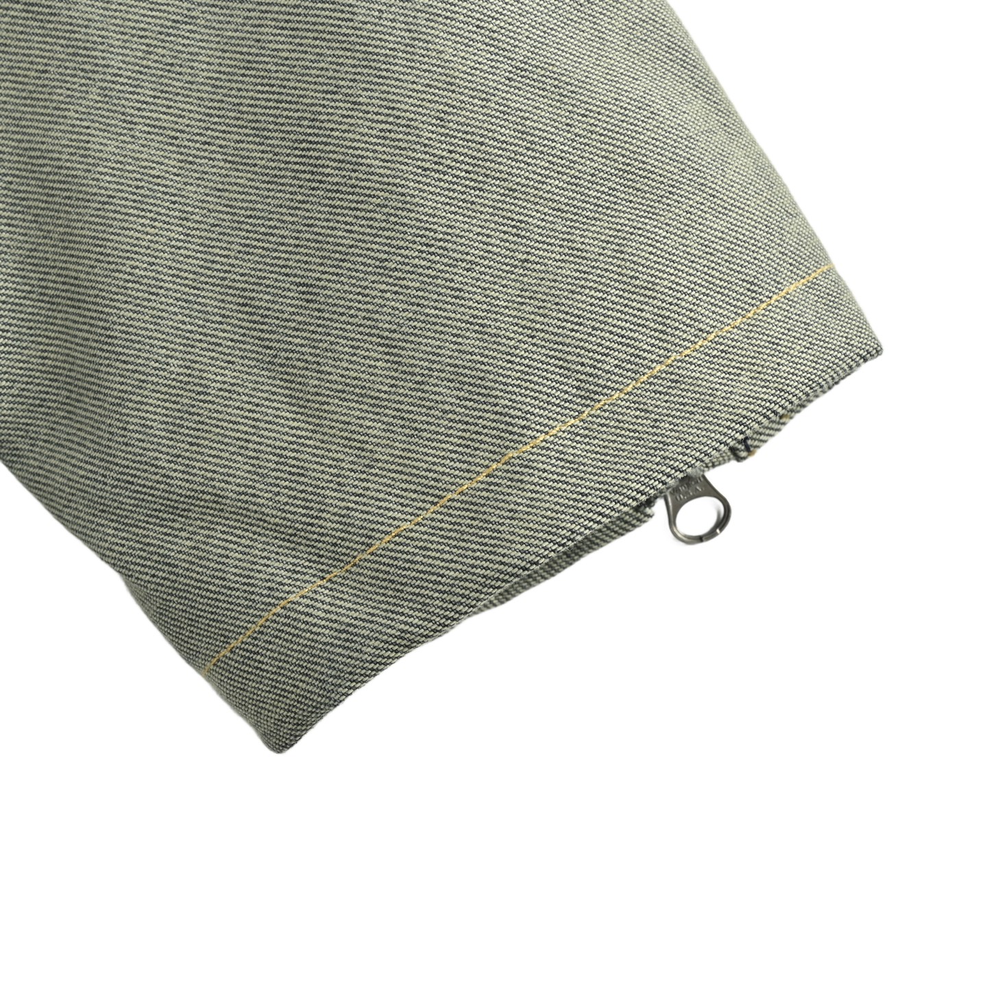 Supreme 三方联名皮革徽标贴花拉链拼接美式夹克外套黑色 白色 牛仔咖色-莆田鞋,莆田鞋货源,高仿鞋,高仿鞋货源,安福档口,莆田高仿鞋,莆田鞋批发,高仿鞋批发,莆田高仿运动鞋,高仿运动鞋,莆田运动鞋 Supreme 三方联名皮革徽标贴花拉链拼接美式夹克外套黑色 白色 牛仔咖色