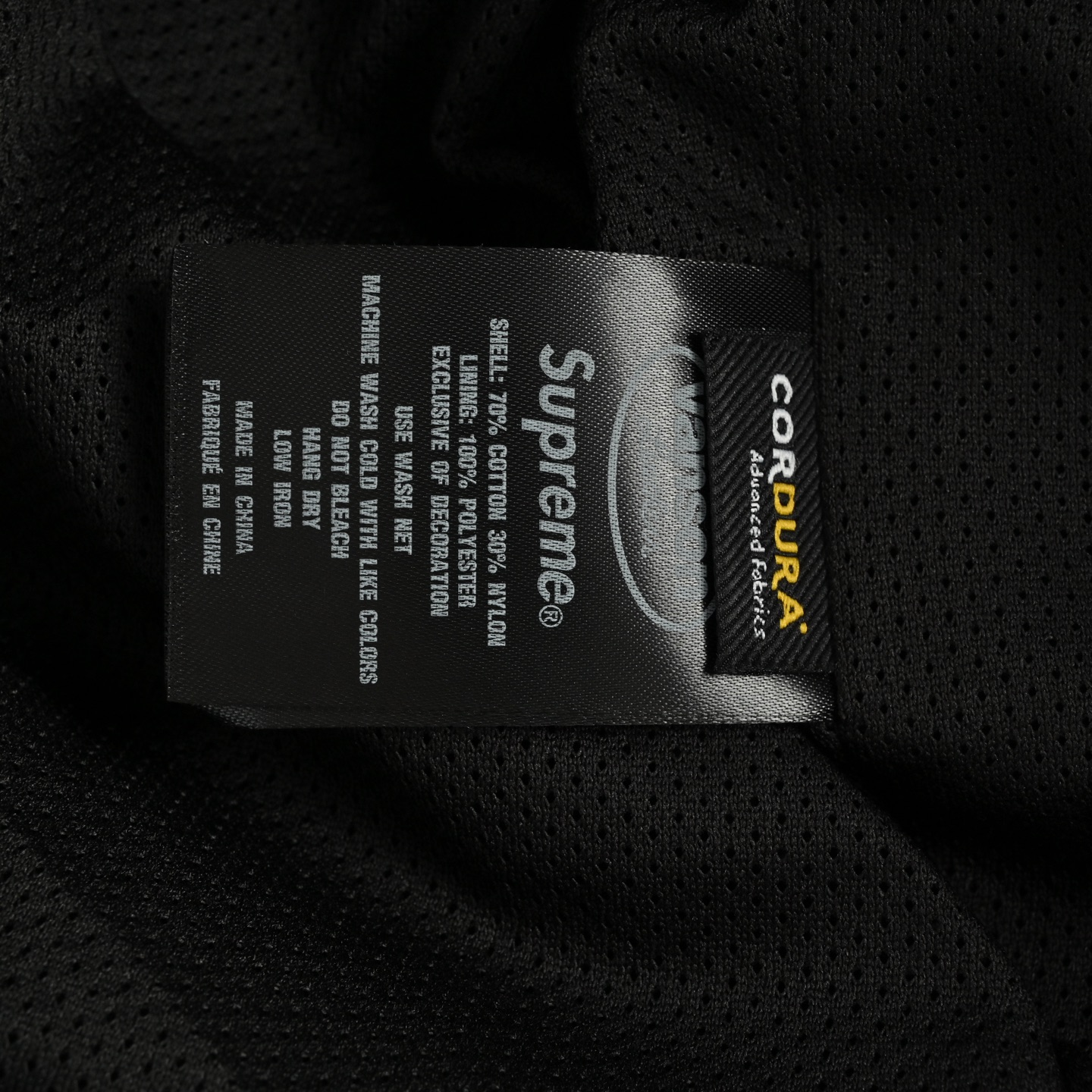 Supreme 三方联名皮革徽标贴花拉链拼接美式夹克外套-莆田鞋,莆田鞋货源,高仿鞋,高仿鞋货源,安福档口,莆田高仿鞋,莆田鞋批发,高仿鞋批发,莆田高仿运动鞋,高仿运动鞋,莆田运动鞋 Supreme 三方联名皮革徽标贴花拉链拼接美式夹克外套