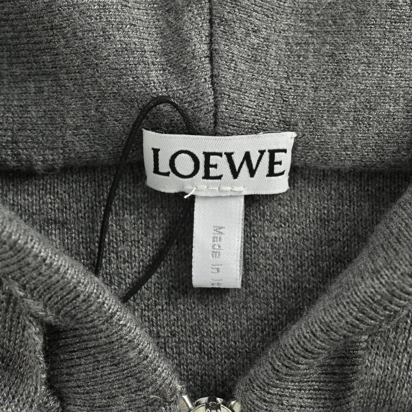 Loewe/罗意威 Anagram 后背浮雕拉链连帽针织外套