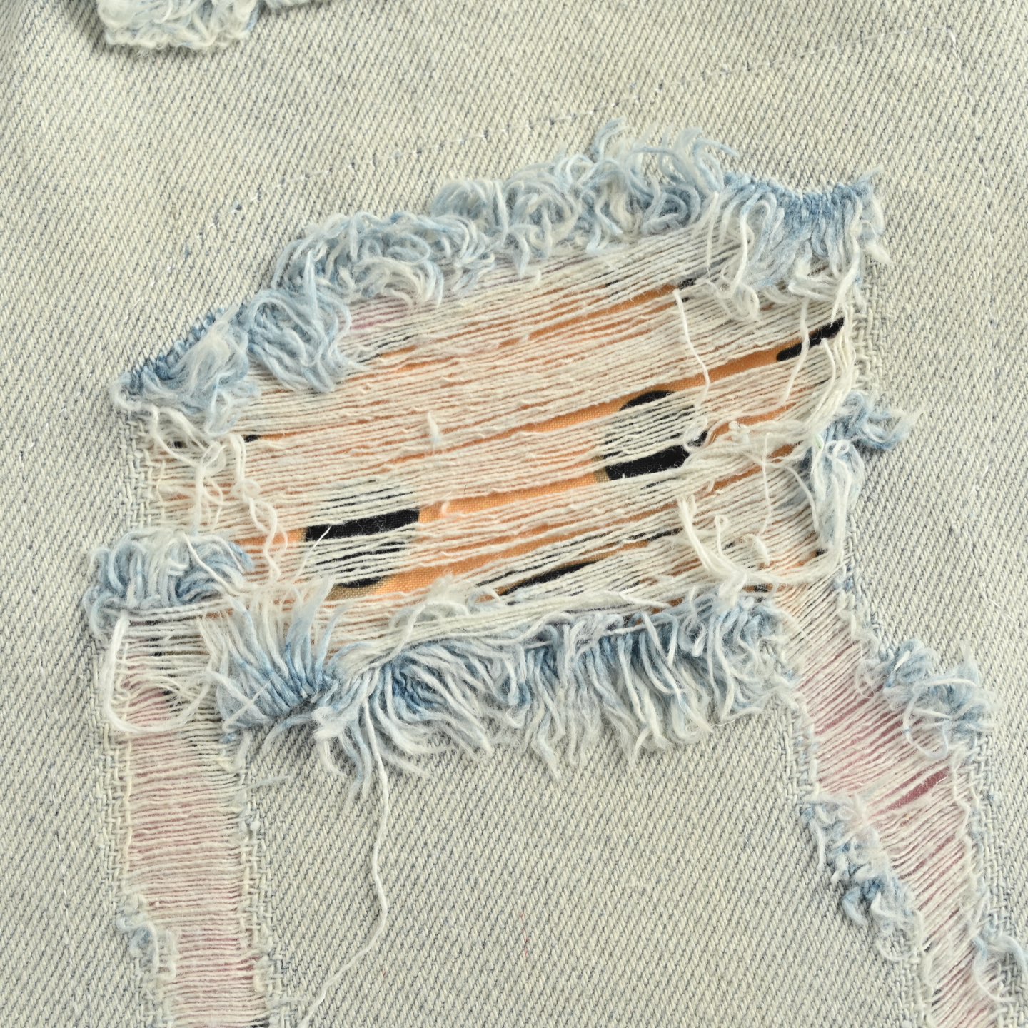 Drew House 泰迪笑脸破洞牛仔裤 蓝-Chinese UA Cheap High Quatity Brand Clothes Bags handbags Sneakers wholesale wholesaler seller from China Factory suppliers Fashion Clothing Shoes best Quality Beautiful Price Drew House 泰迪笑脸破洞牛仔裤 蓝