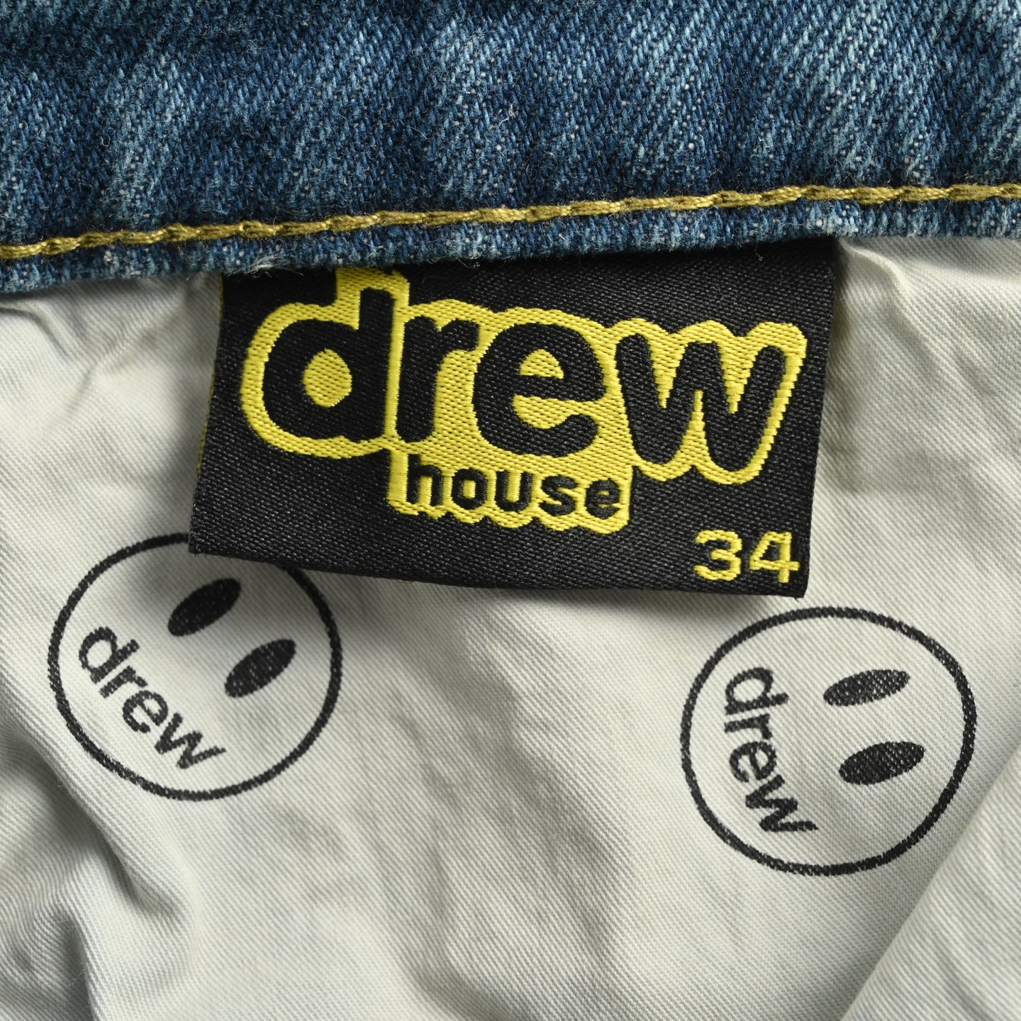 Drew House 笑脸破洞牛仔裤蓝-Chinese UA Cheap High Quatity Brand Clothes Bags handbags Sneakers wholesale wholesaler seller from China Factory suppliers Fashion Clothing Shoes best Quality Beautiful Price Drew House 笑脸破洞牛仔裤蓝