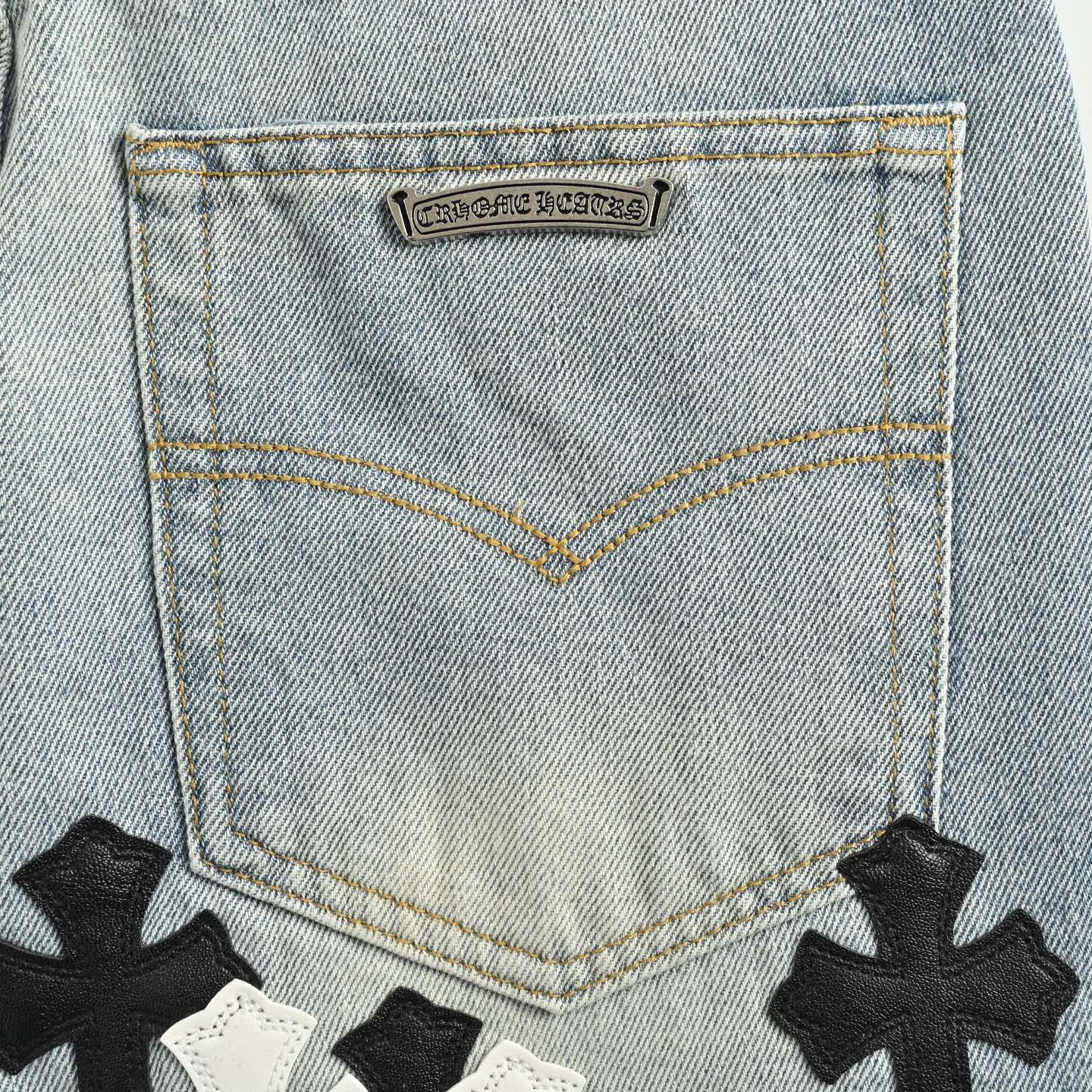 Chrome Hearts/克罗心 经典皮标十字架牛仔裤