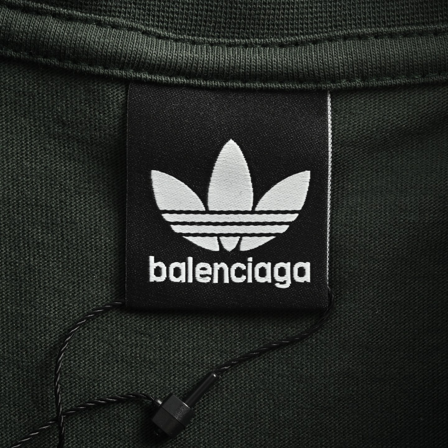 Balenciaga & Adidas 三叶草刺绣短袖 刺绣